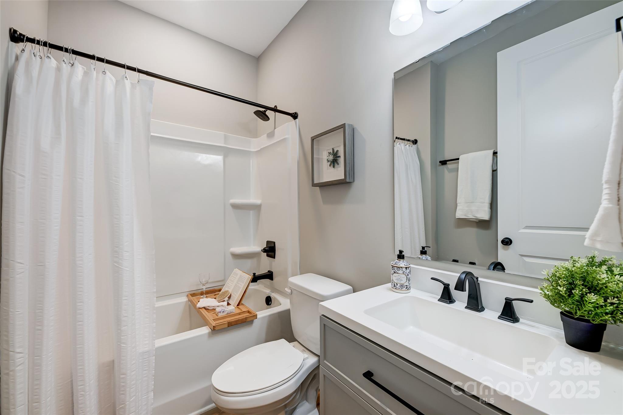 388 Speedway Place NW Unit: 1