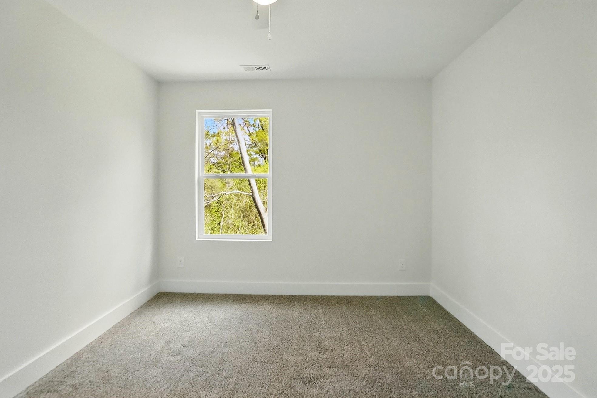 76 Snyder Court NE