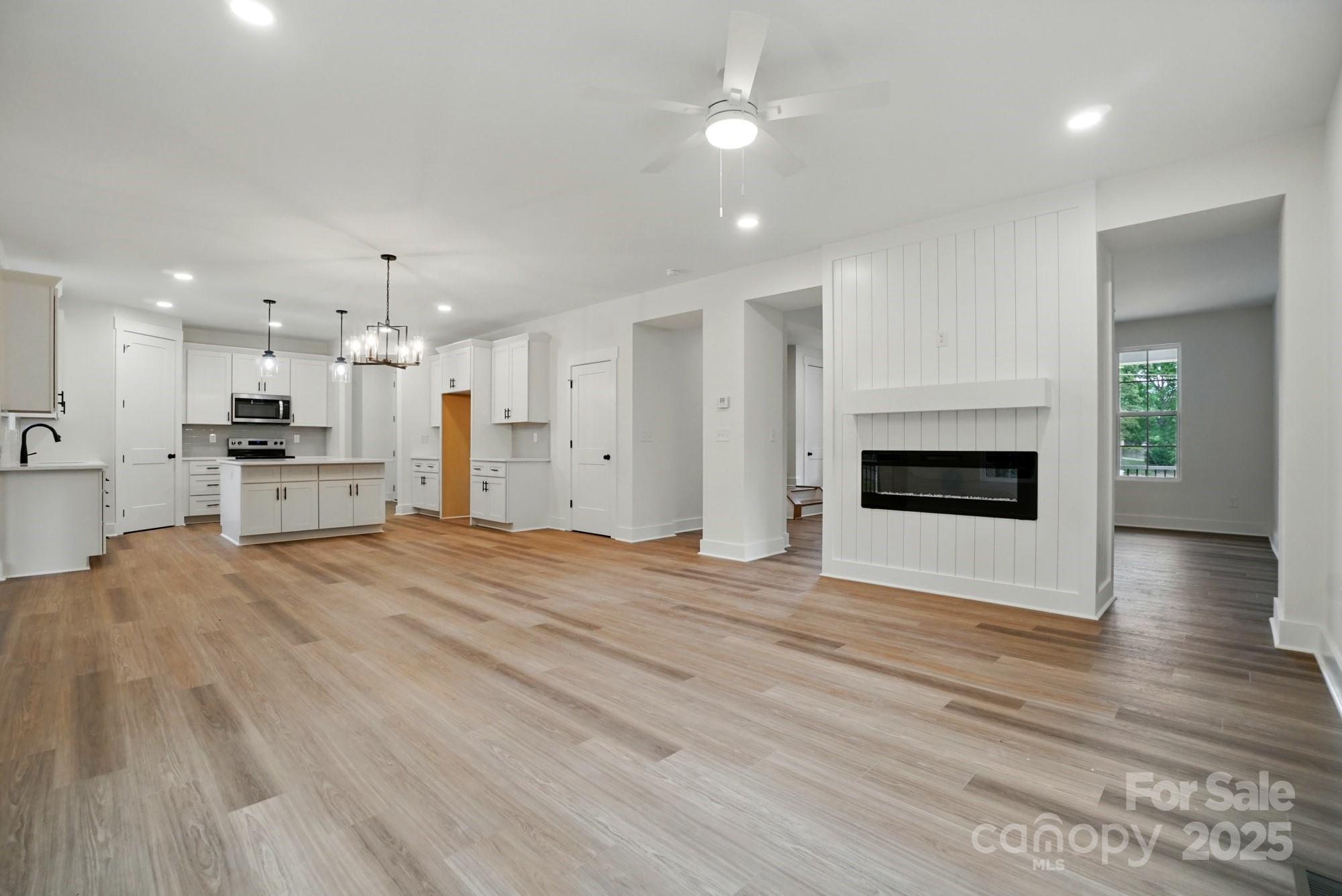 1118 Allman Extension