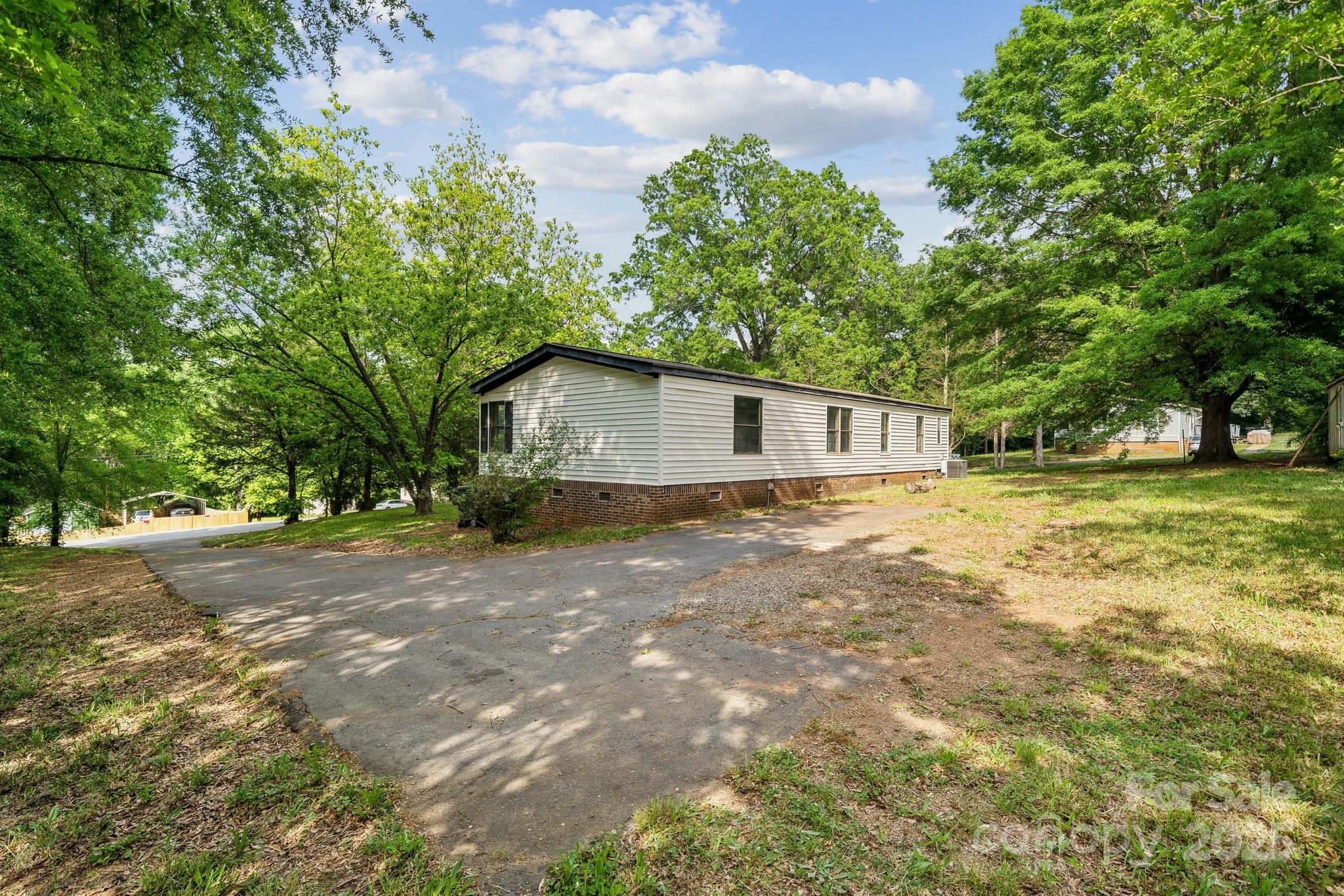 5001 Grand Canyon Road NW