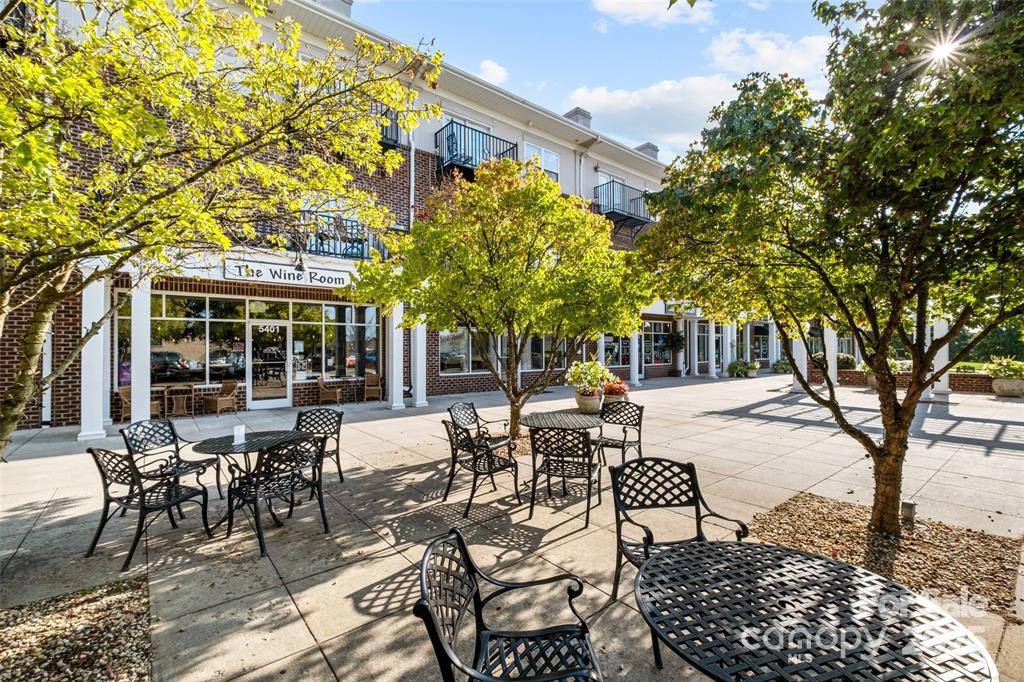 5001 Grand Canyon Road NW