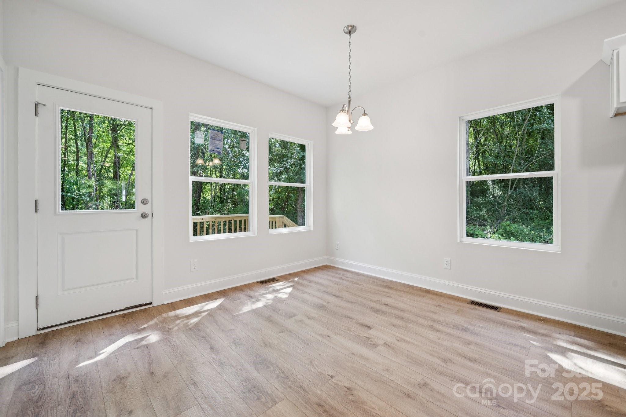 54 Reed Street NE