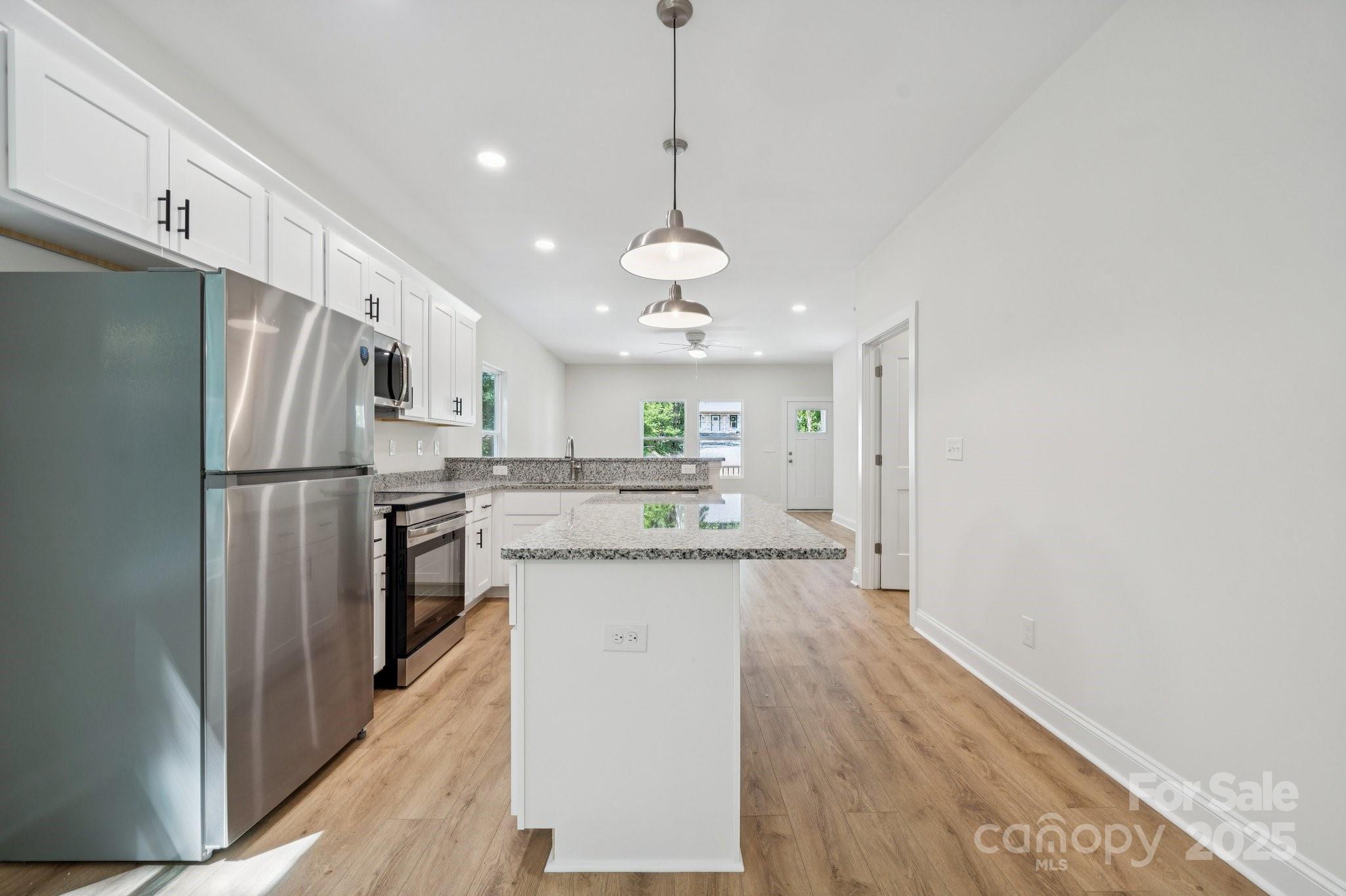 54 Reed Street NE