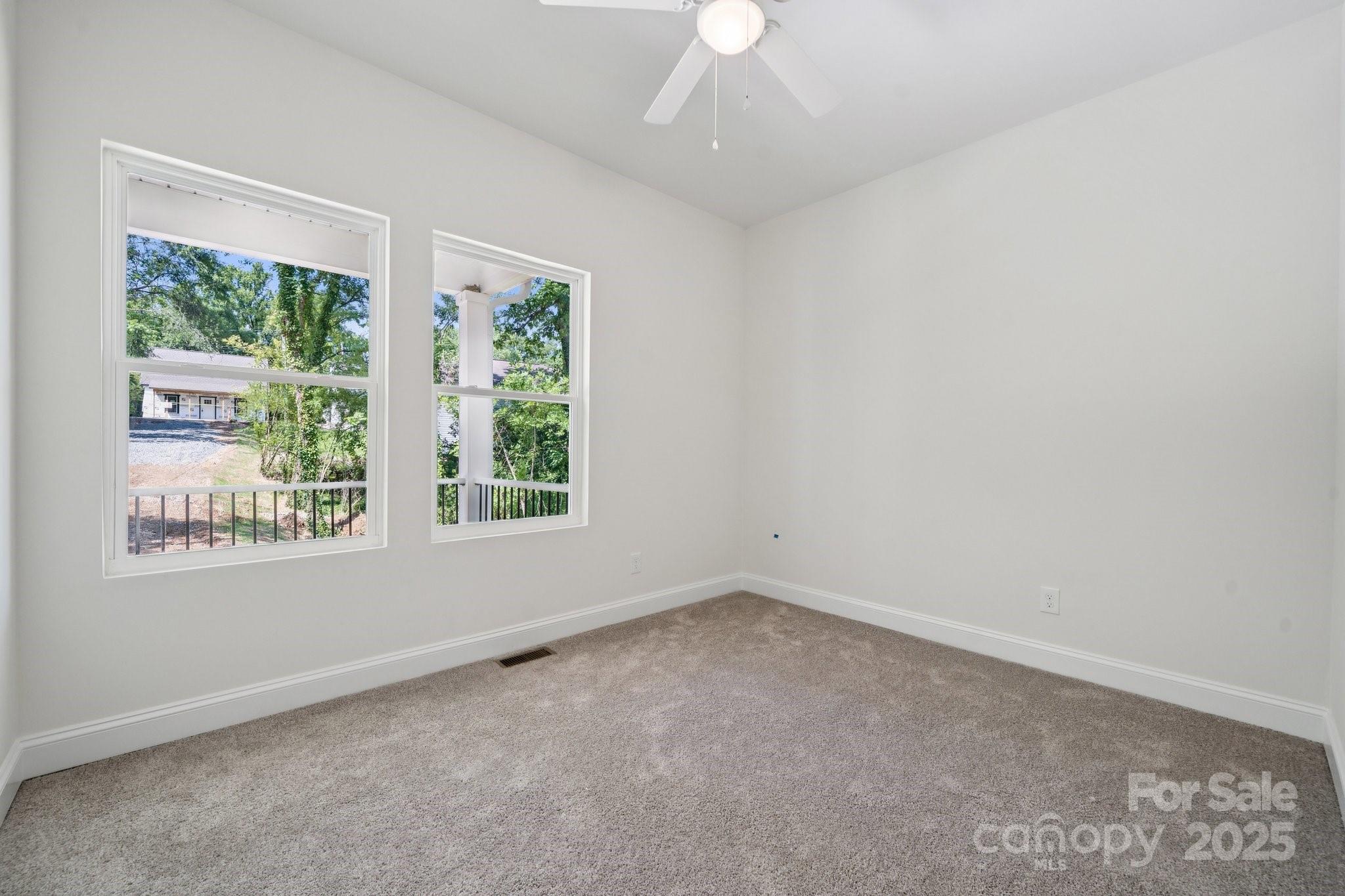 54 Reed Street NE