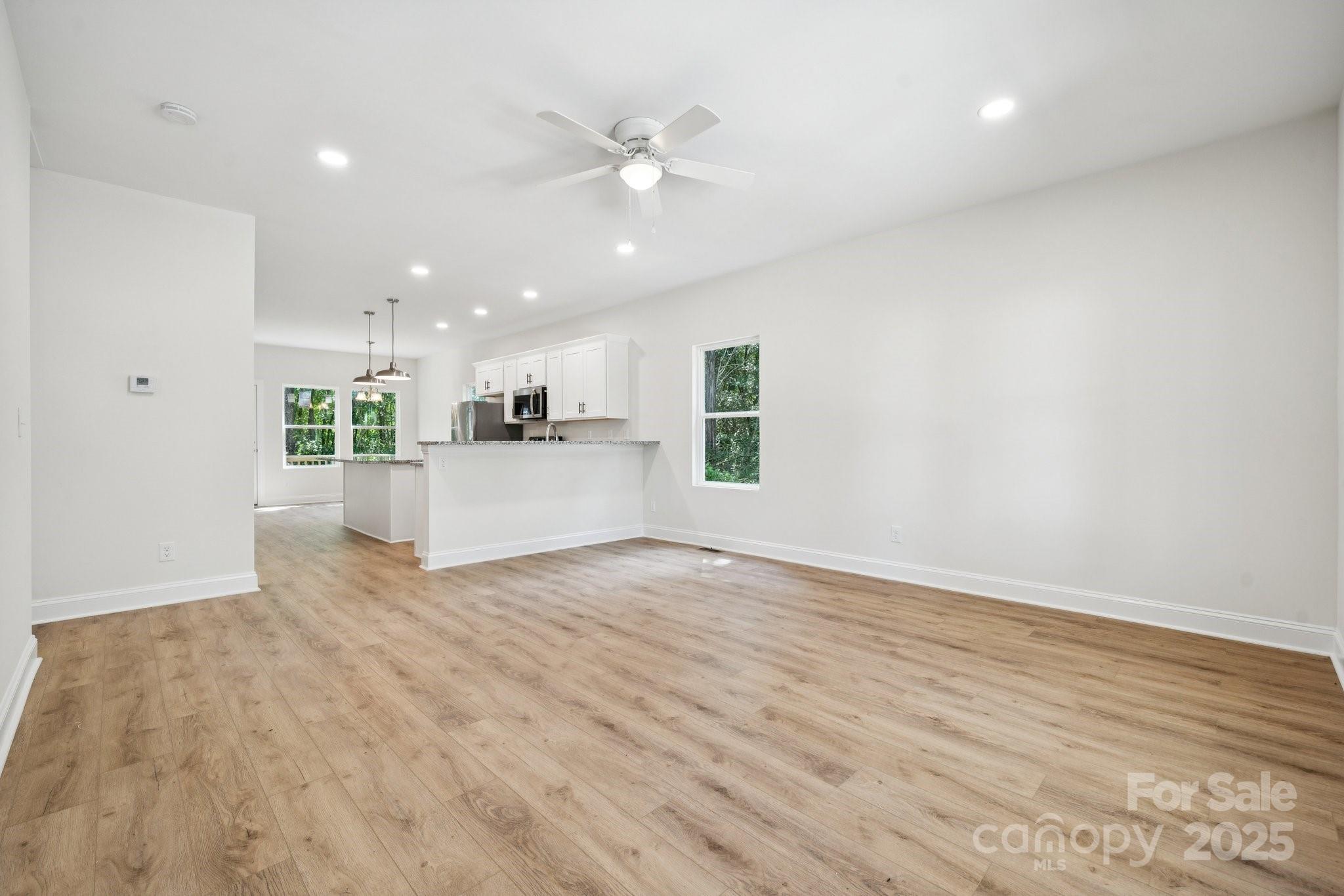 54 Reed Street NE