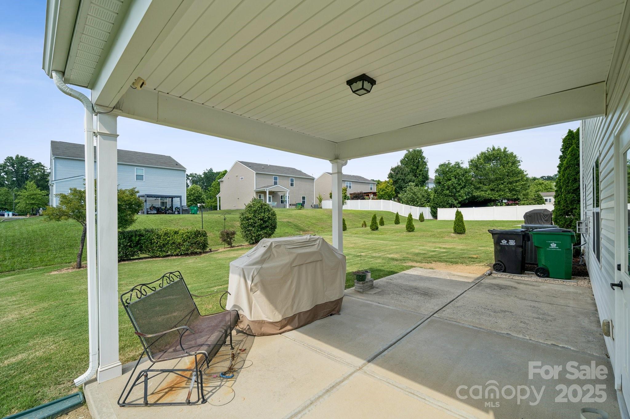 8720 Heartleaf Road