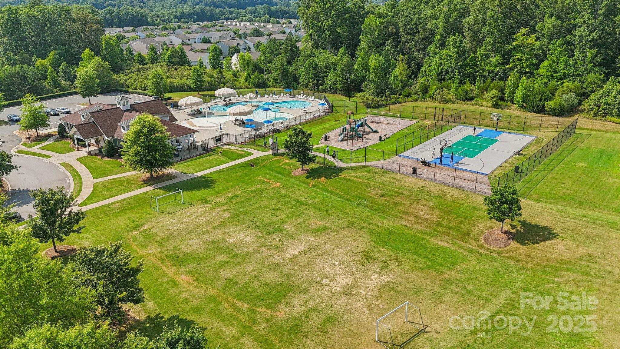 8720 Heartleaf Road