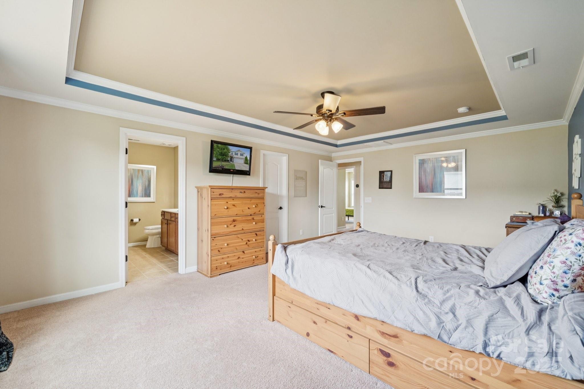 8720 Heartleaf Road