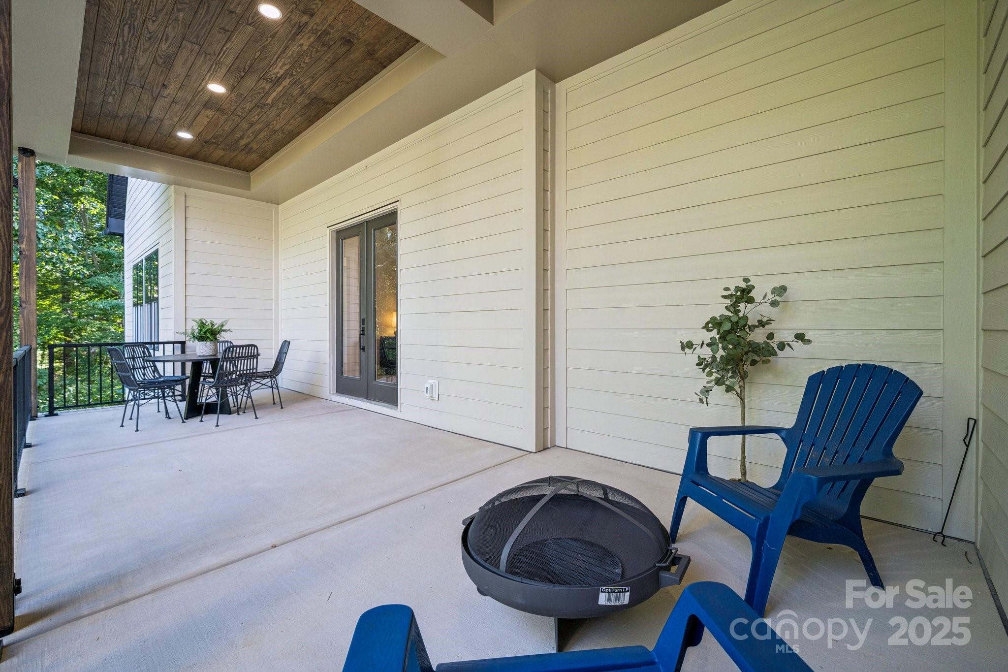 268 Laurel Crest Drive