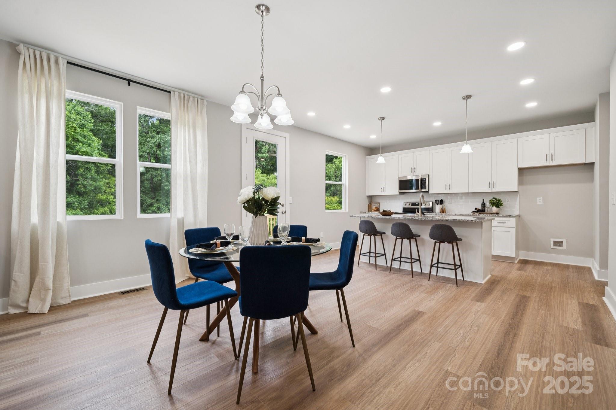285 Mainsail Road