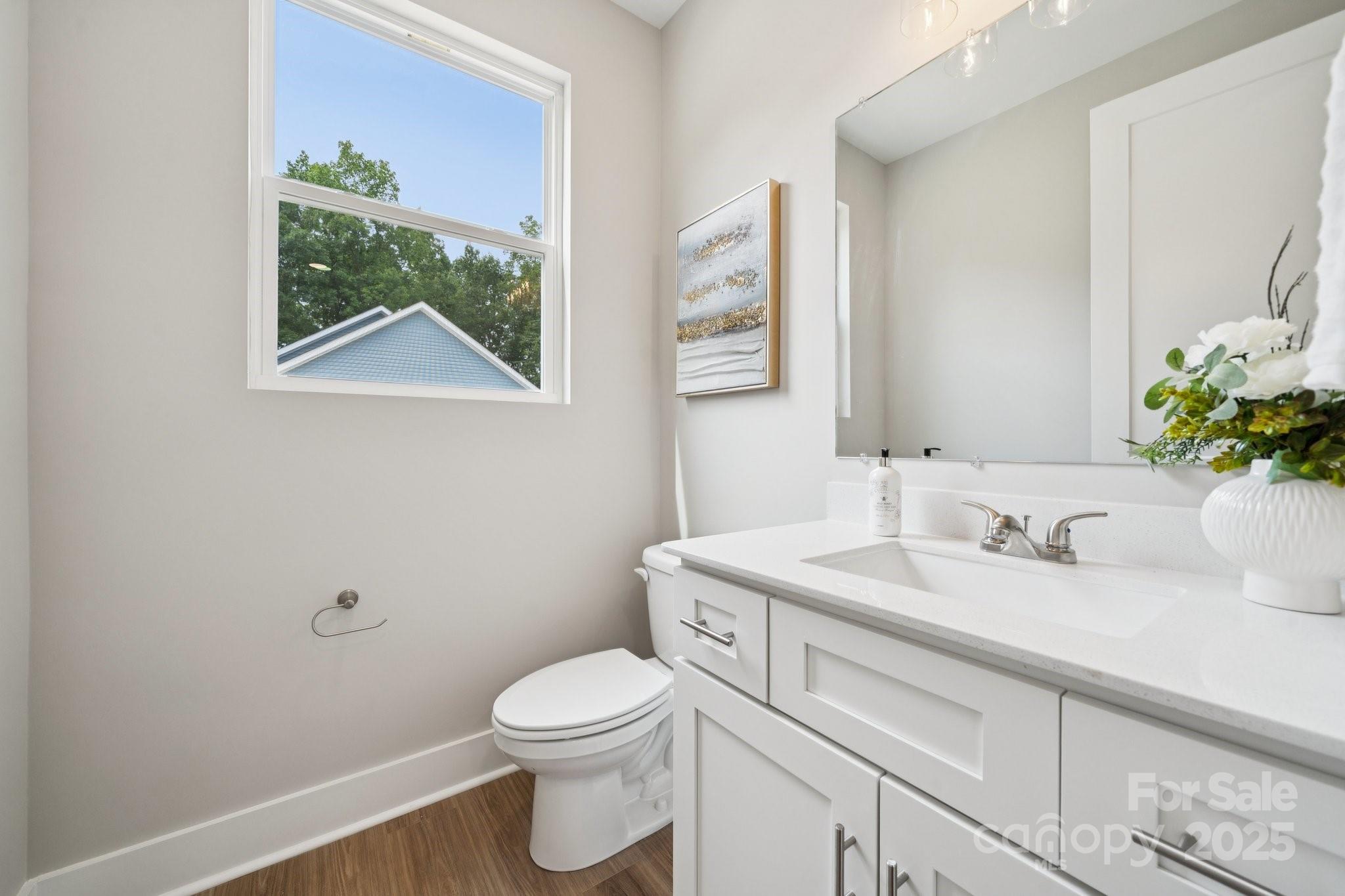 285 Mainsail Road