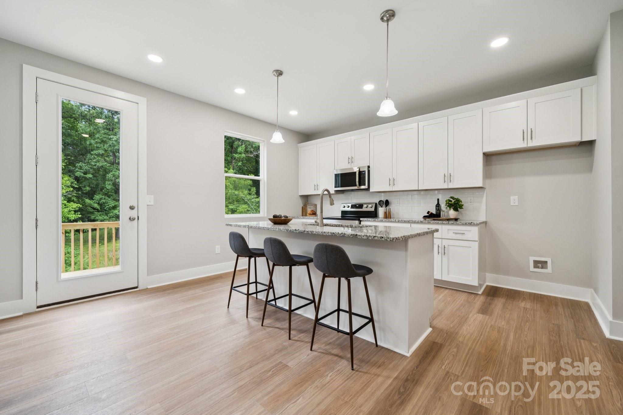 285 Mainsail Road