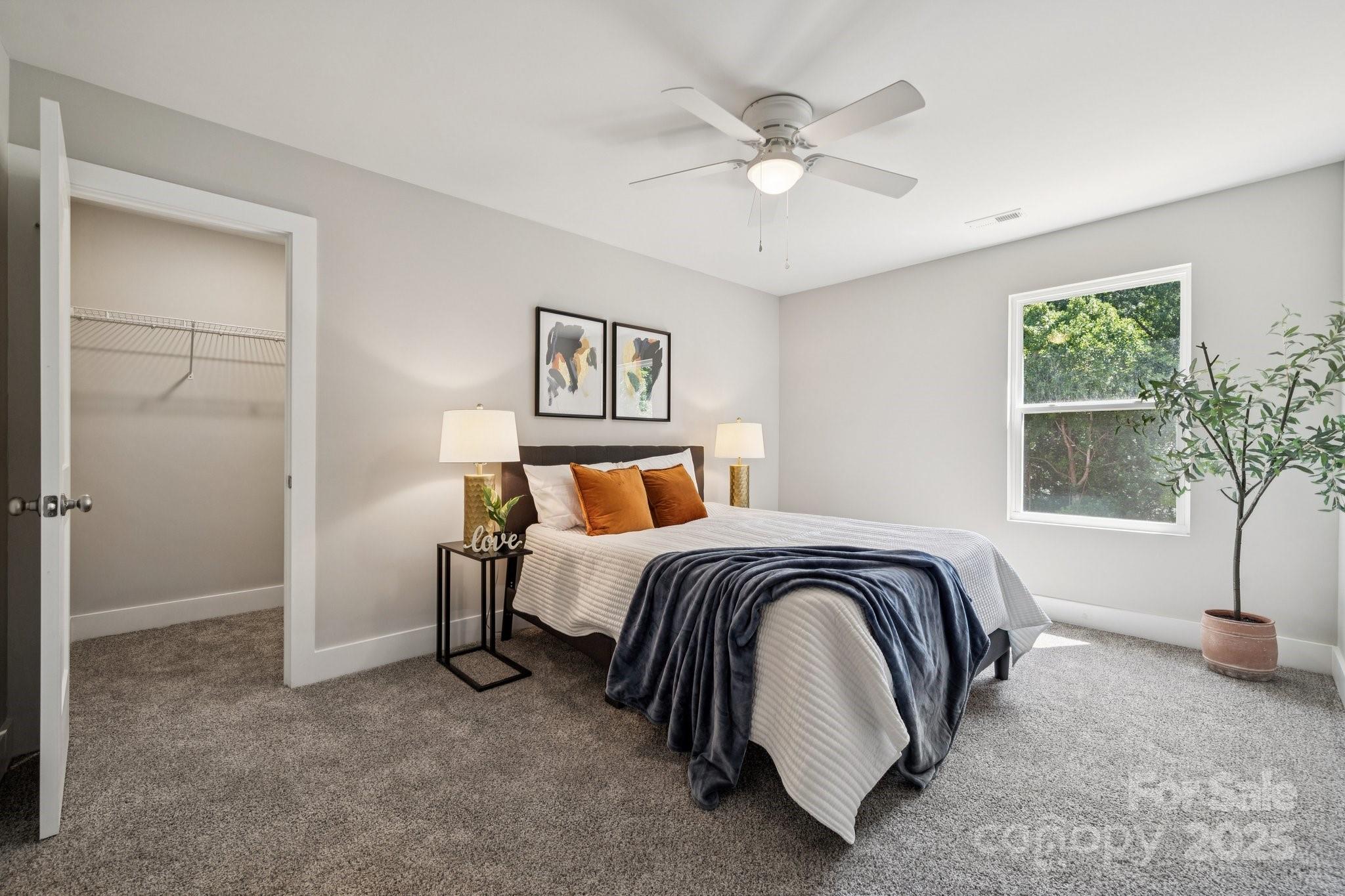 285 Mainsail Road