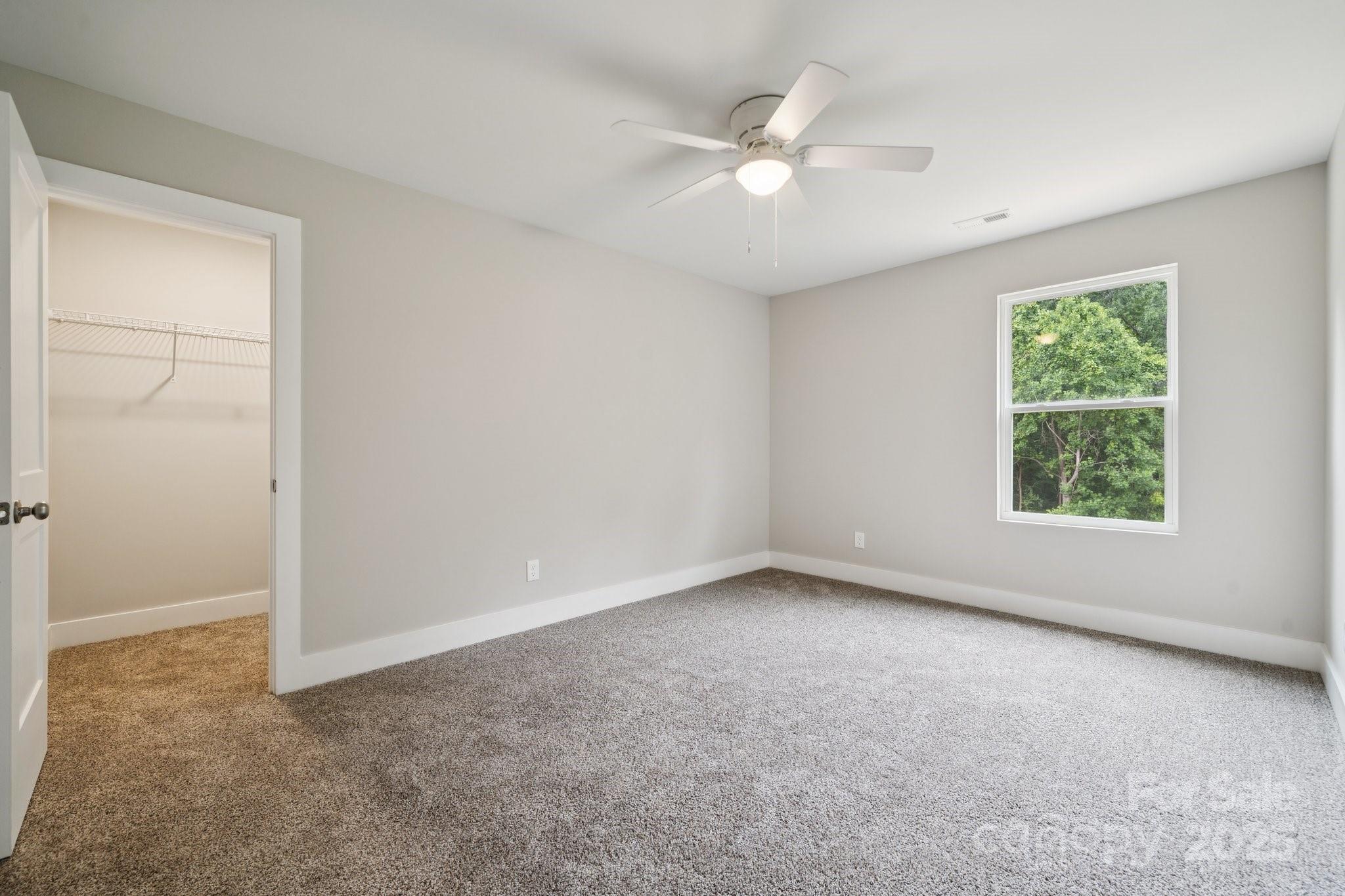 285 Mainsail Road