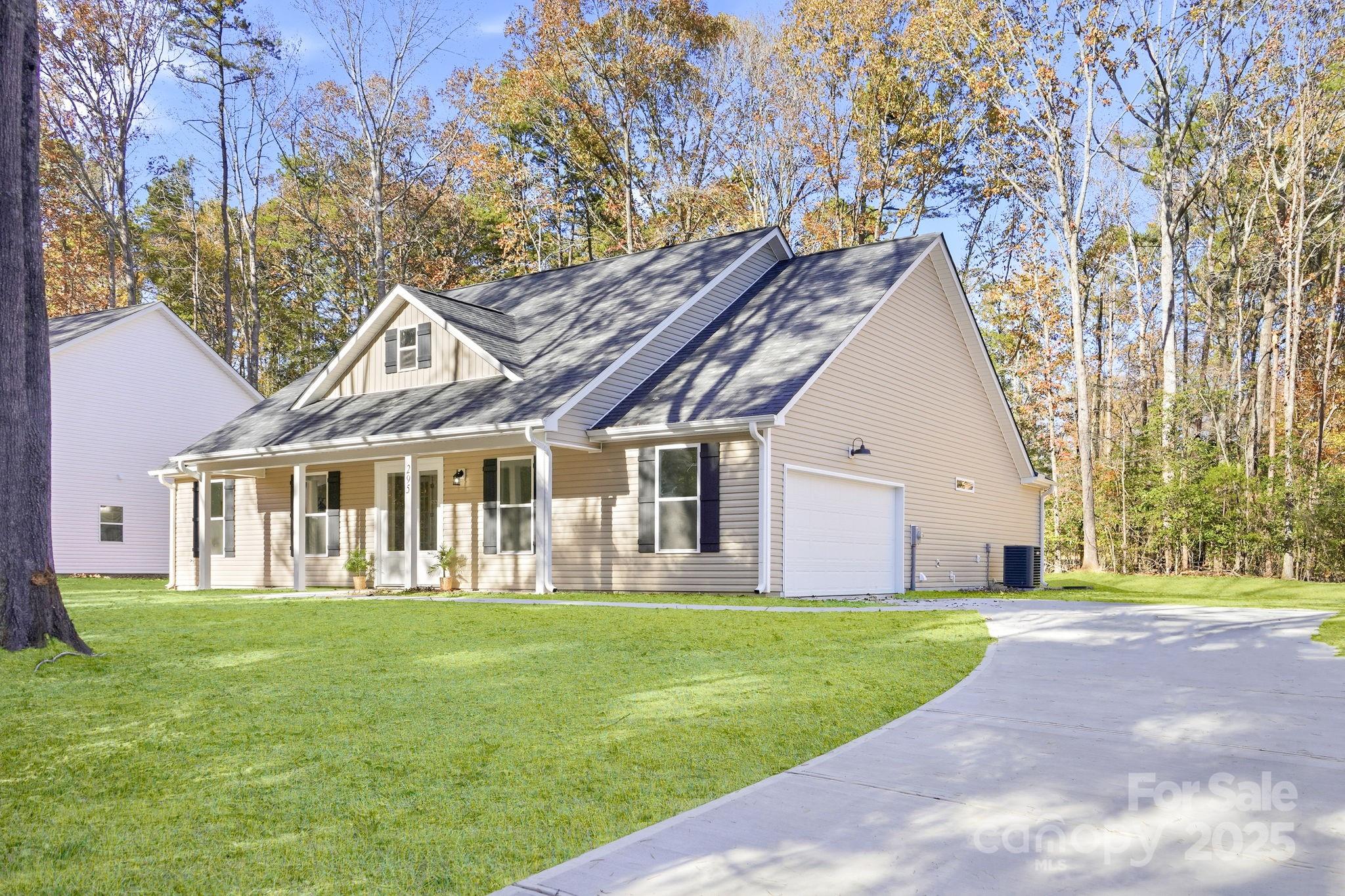 295 Mainsail Road