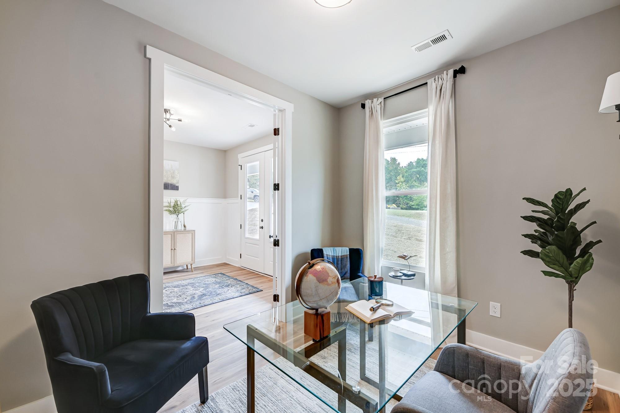 295 Mainsail Road