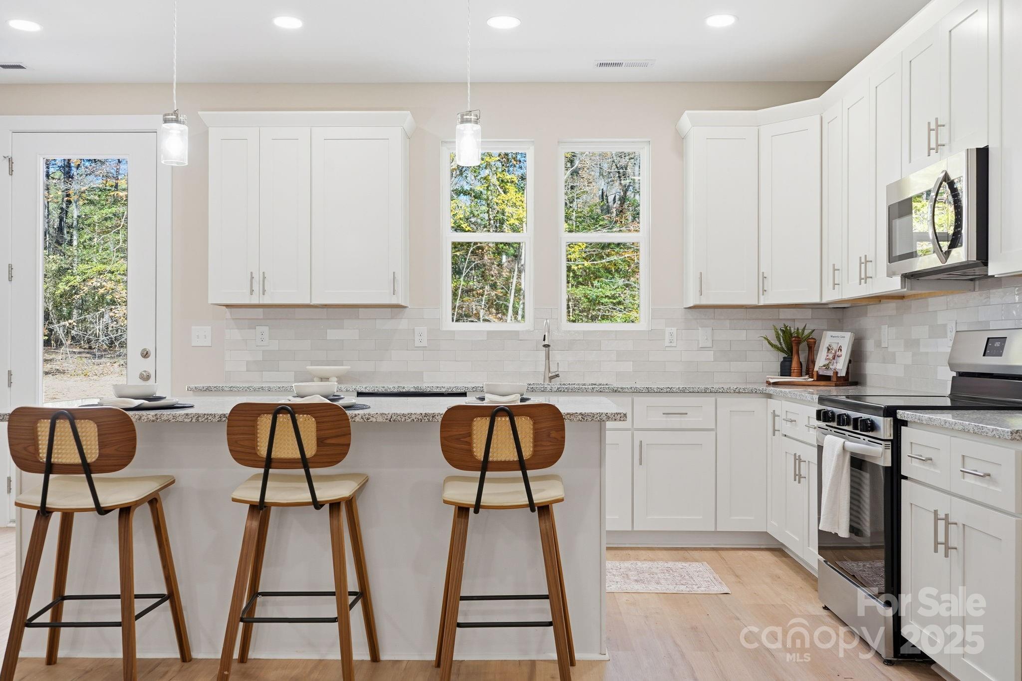 295 Mainsail Road