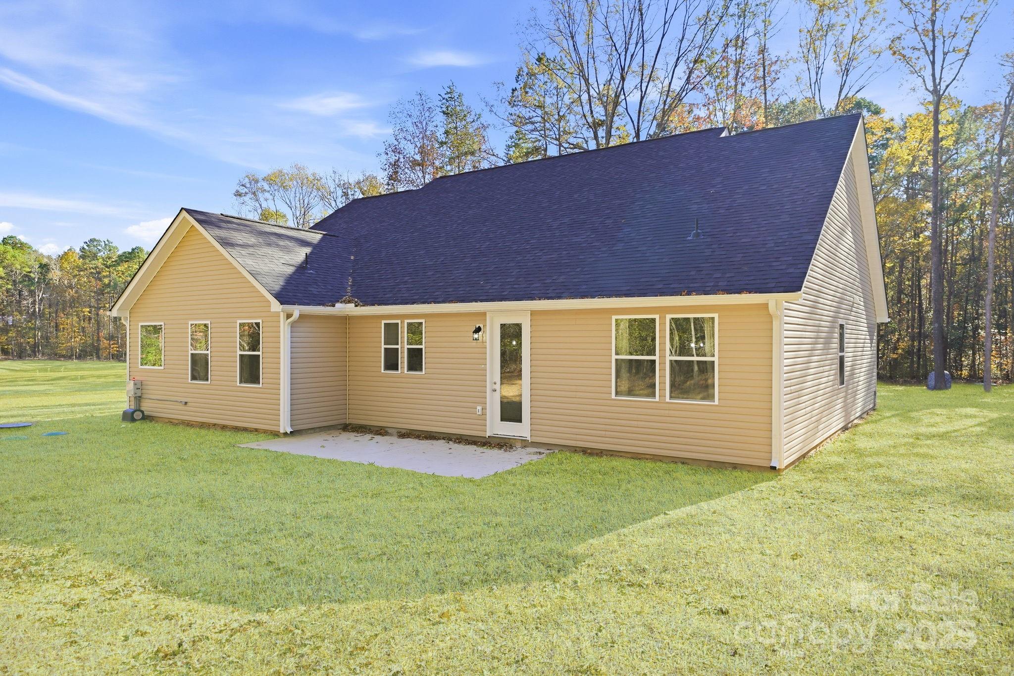 295 Mainsail Road