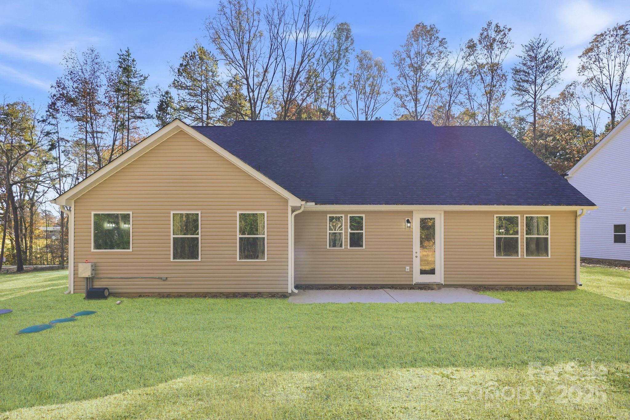 295 Mainsail Road