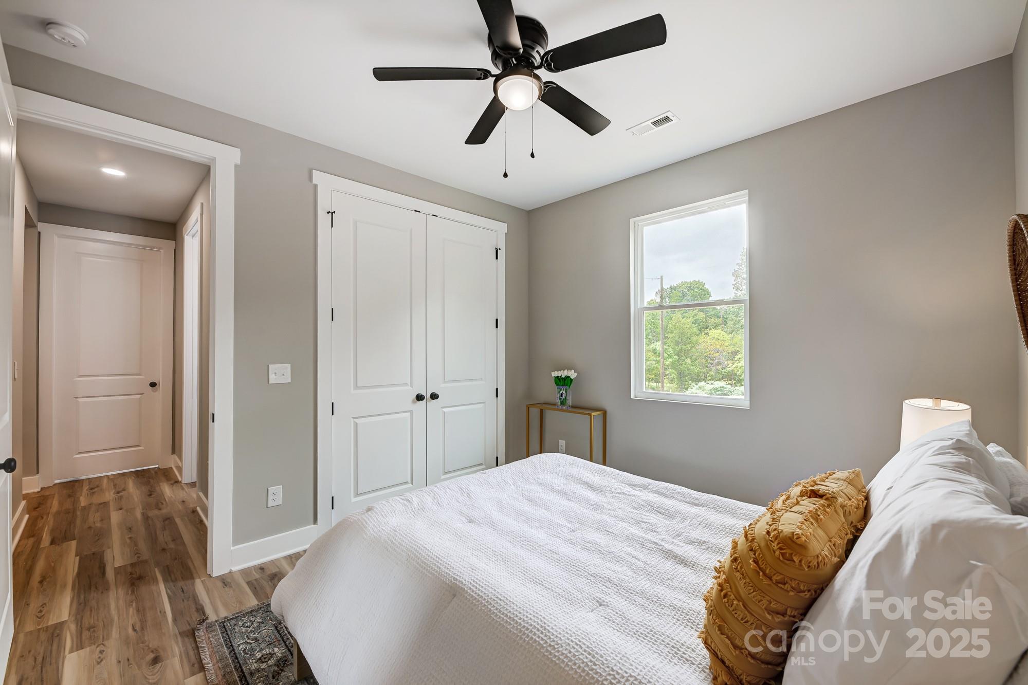 295 Mainsail Road