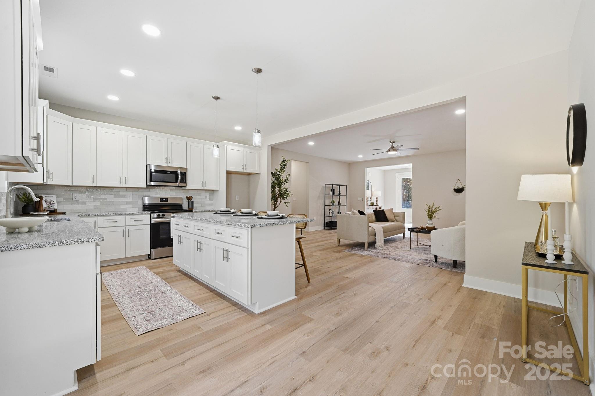295 Mainsail Road