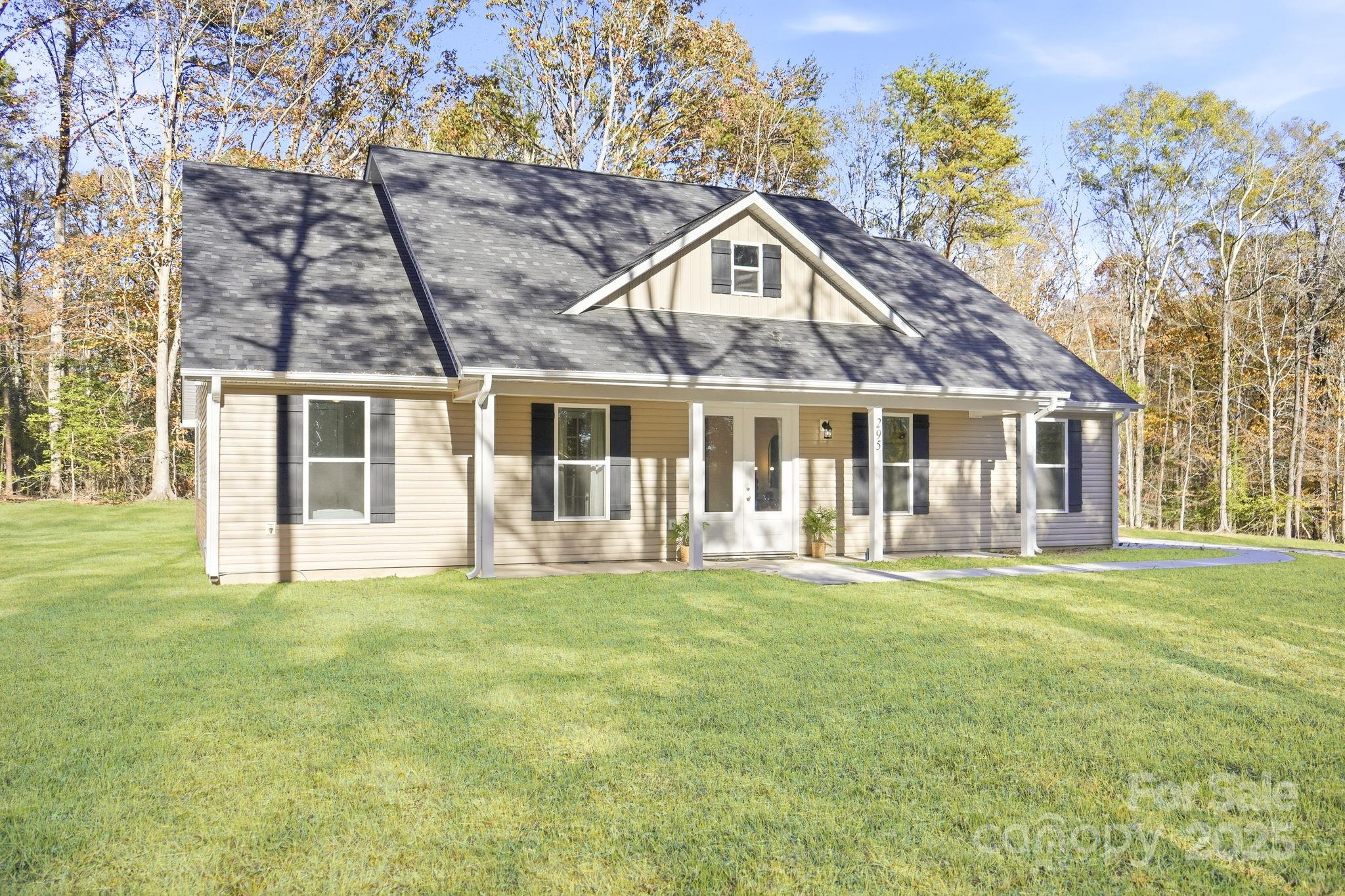 295 Mainsail Road
