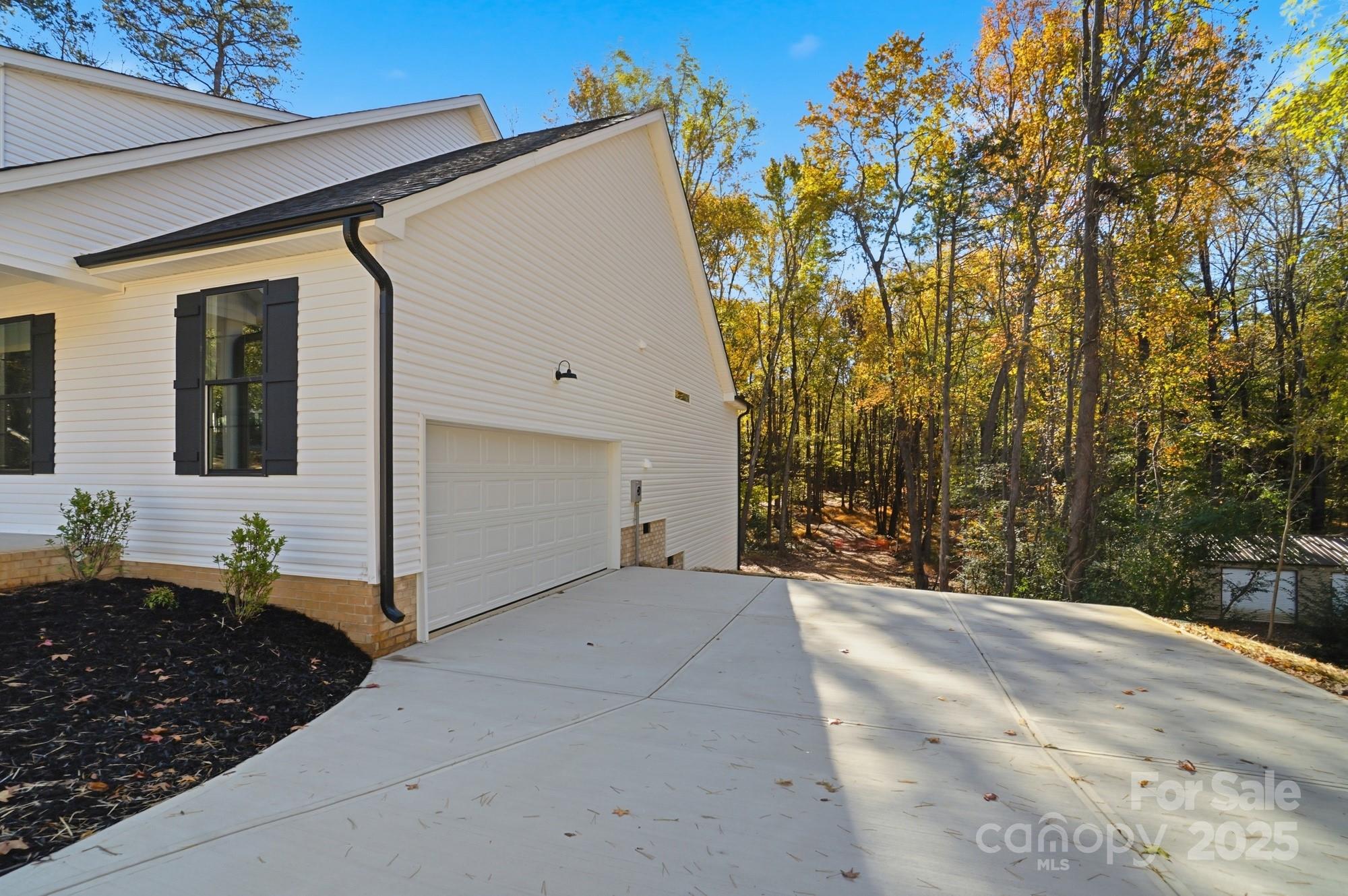 118 Brackenberry Circle