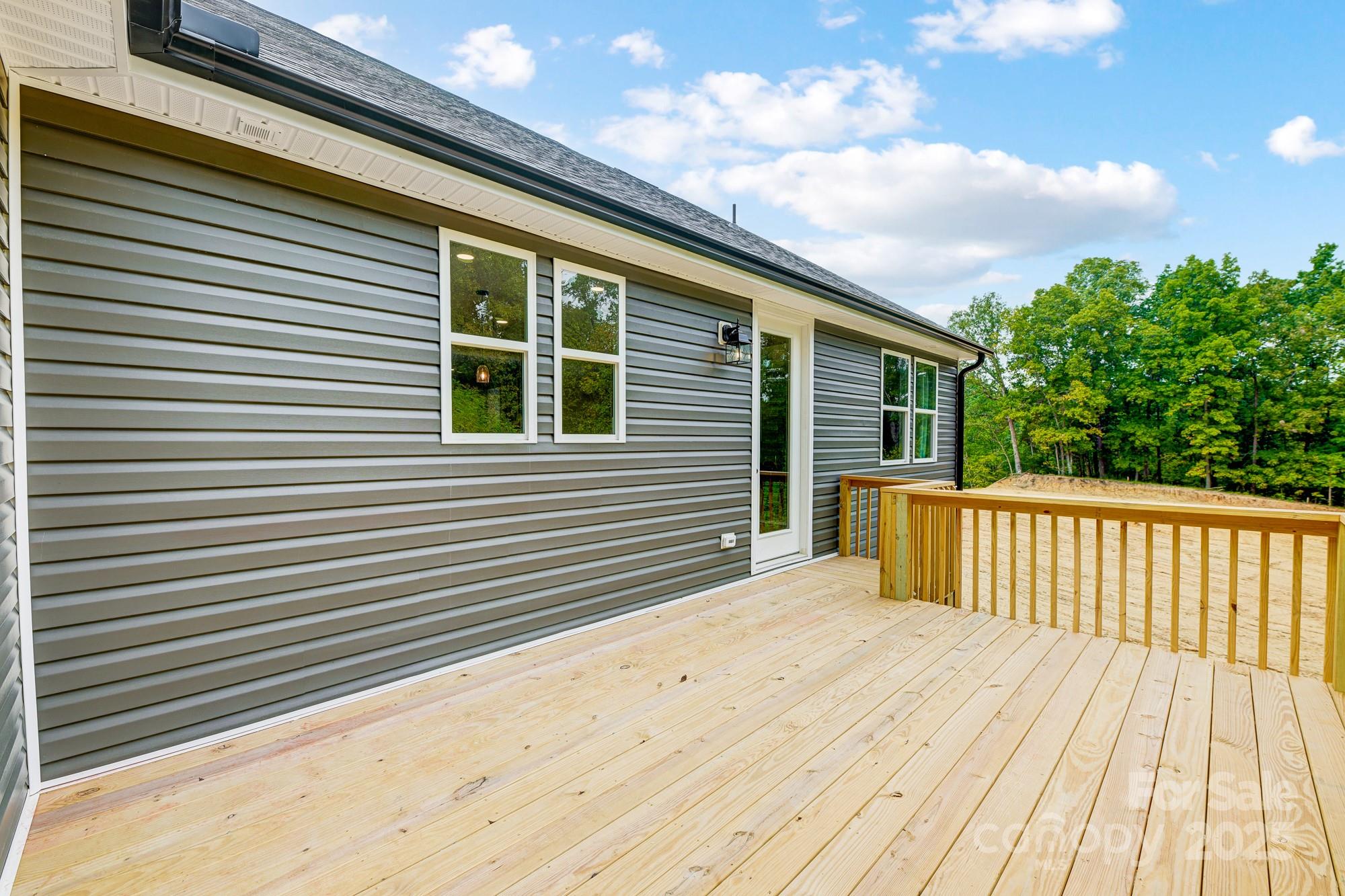 118 Brackenberry Circle