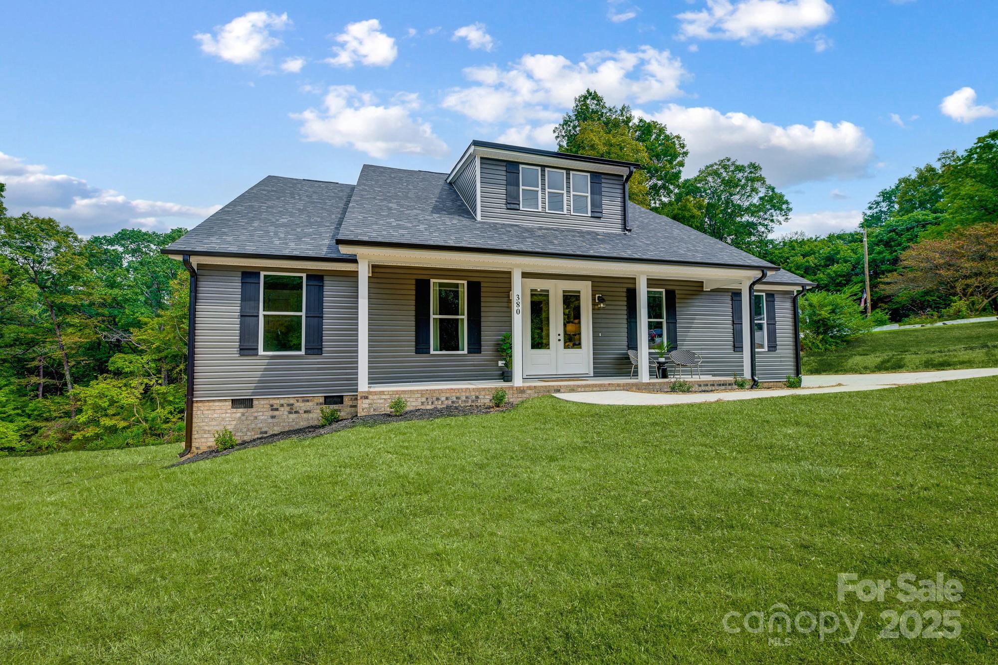 118 Brackenberry Circle