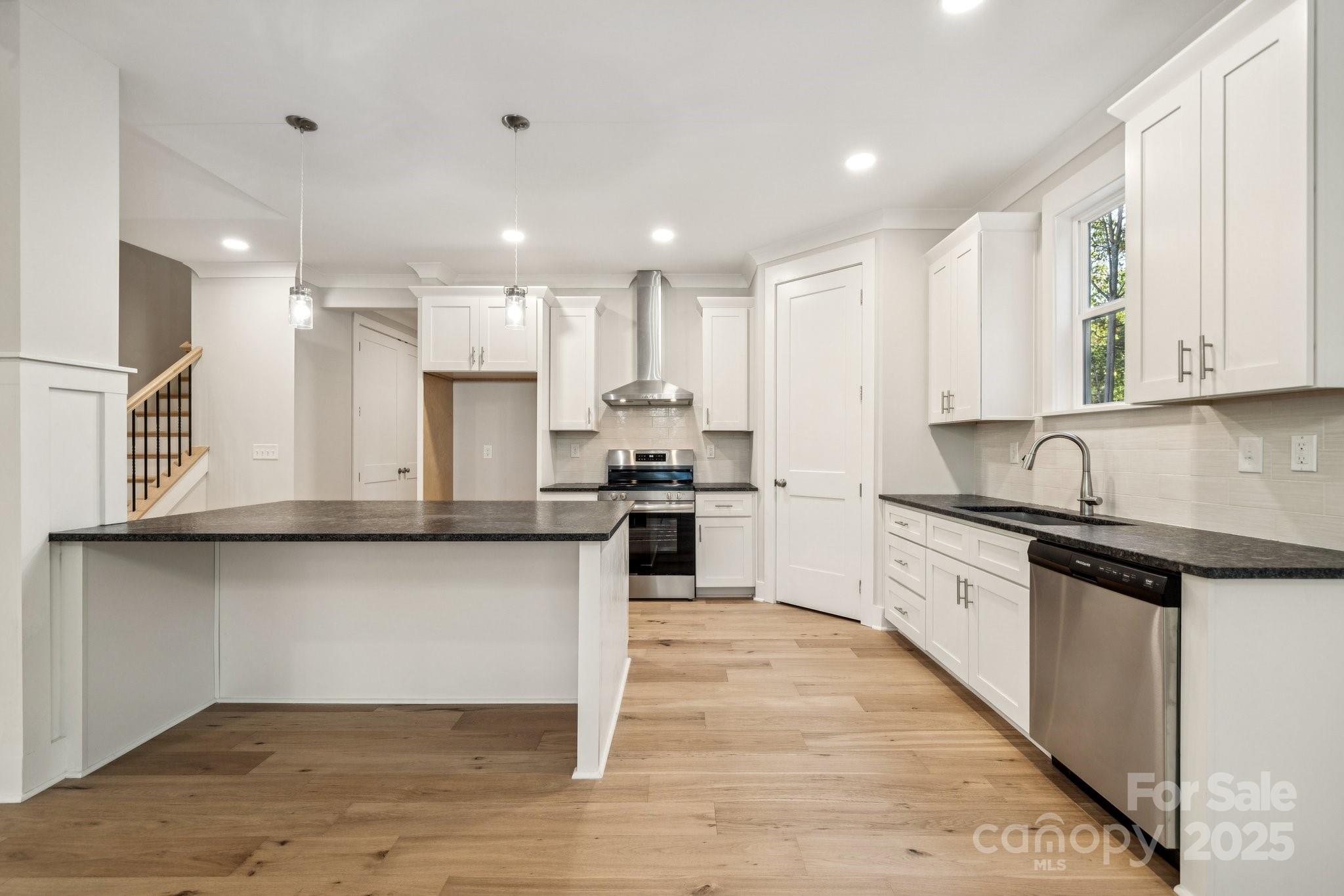 2416 Forrestbrook Drive