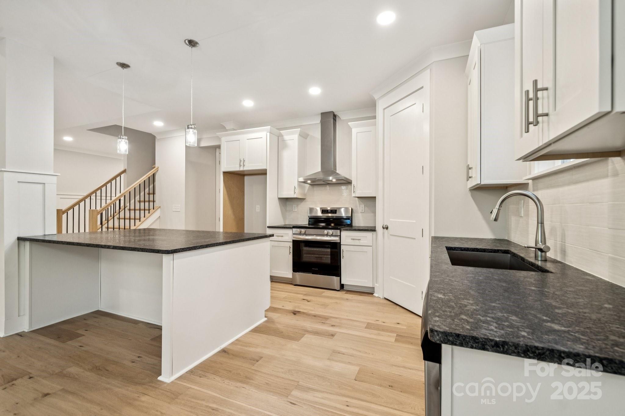2416 Forrestbrook Drive