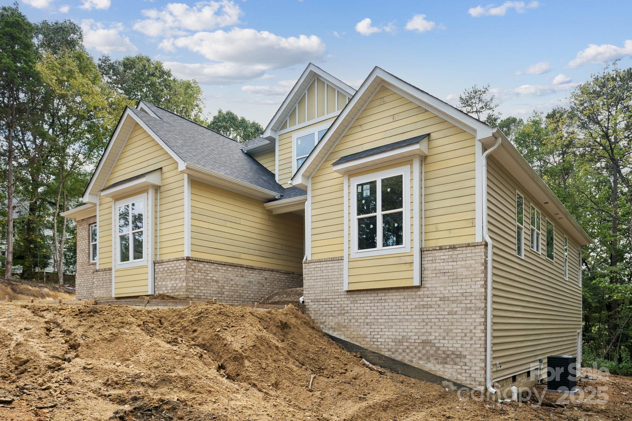 2416 Forrestbrook Drive