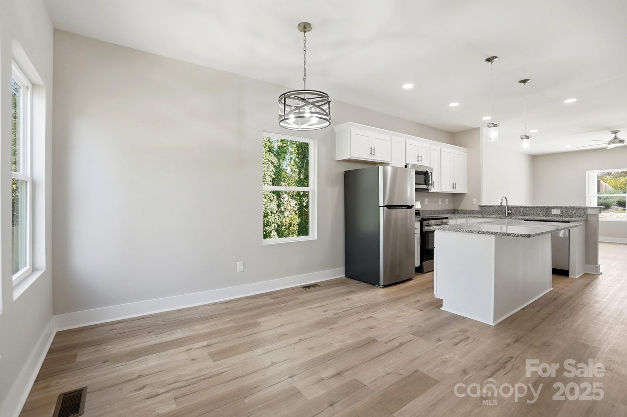 75 Woodsdale Place
