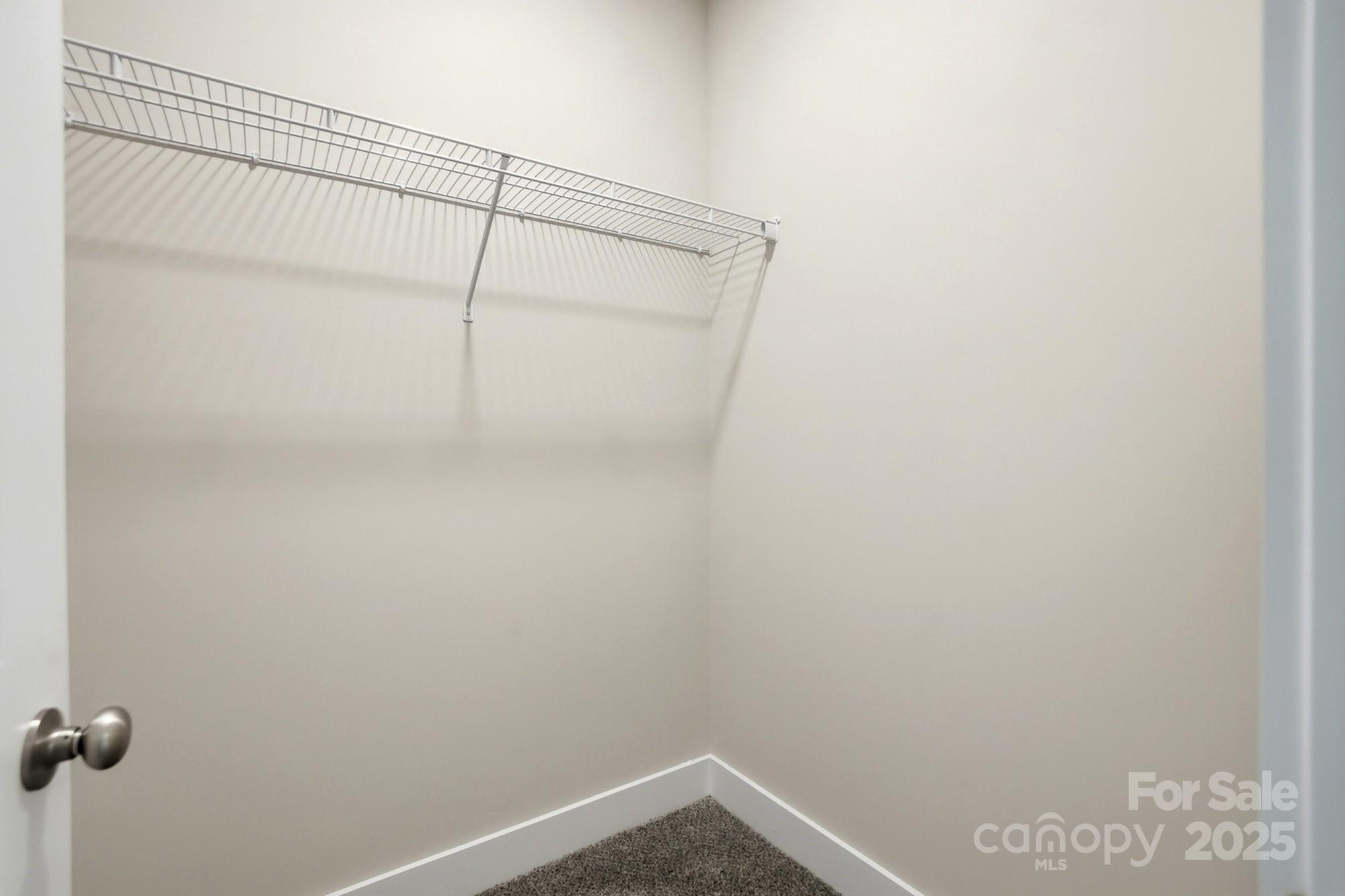 75 Woodsdale Place