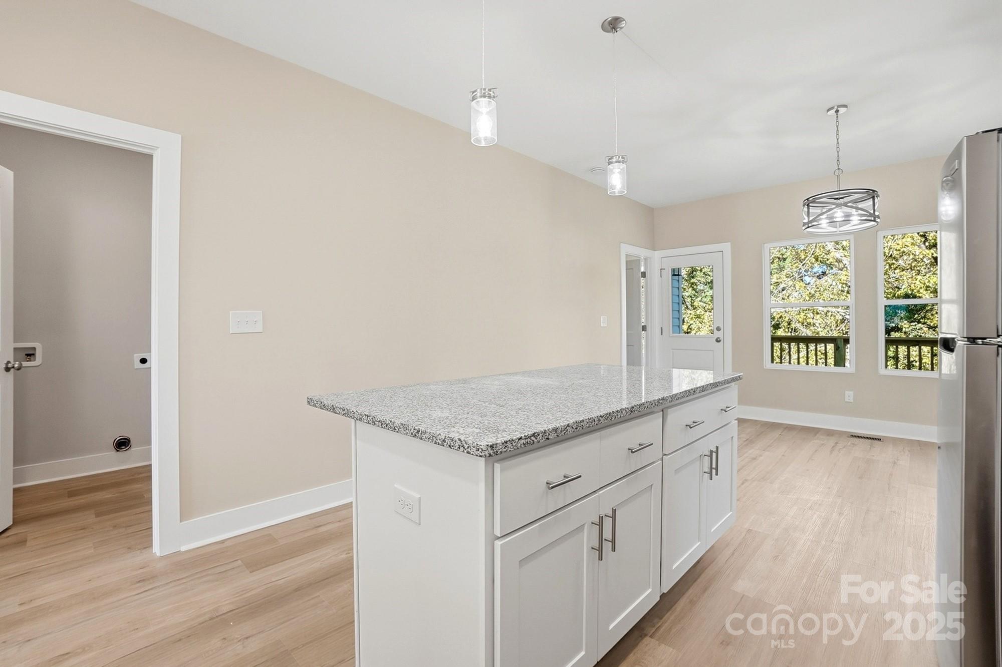75 Woodsdale Place