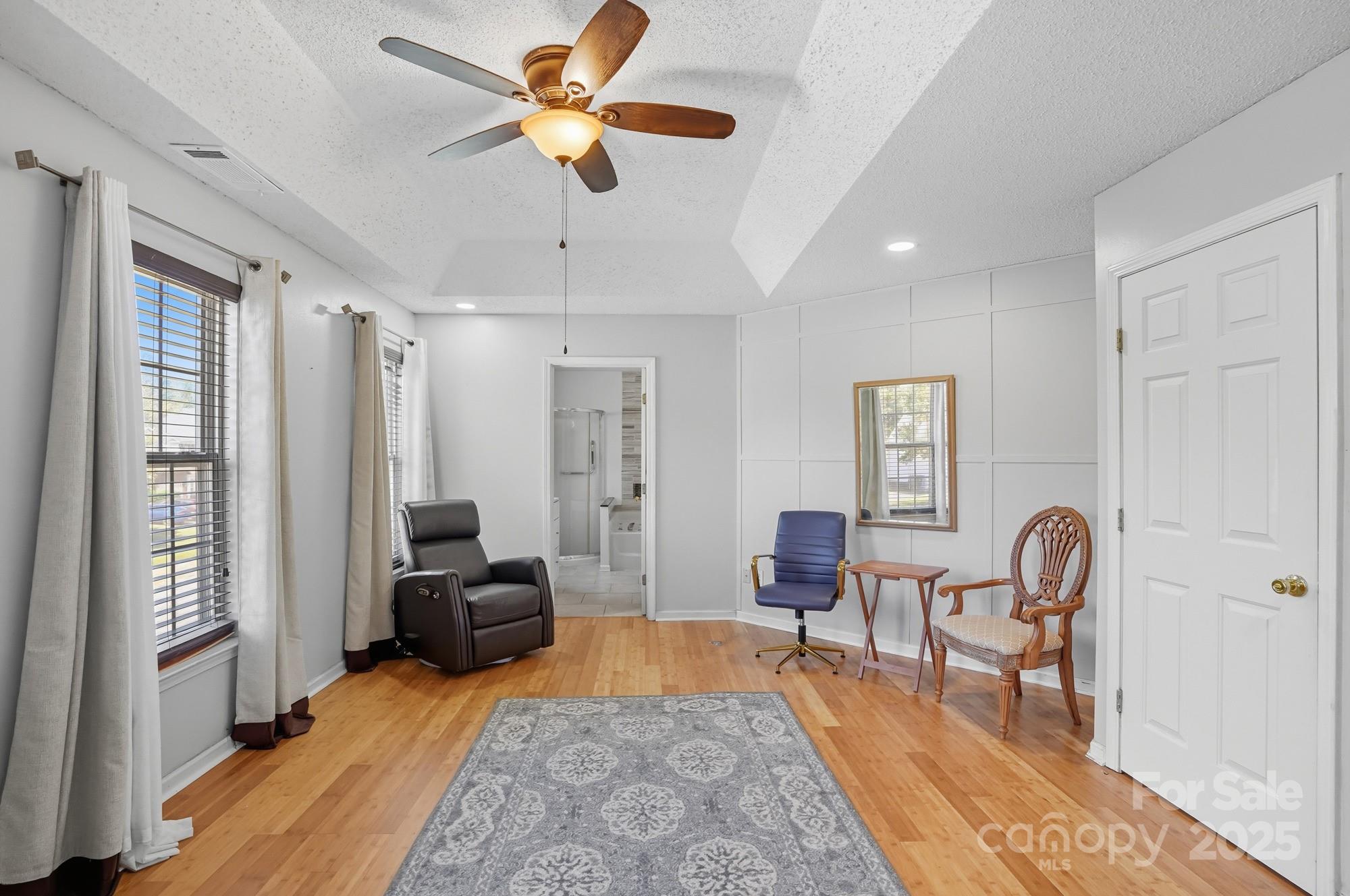 12422 Cardinal Point Road