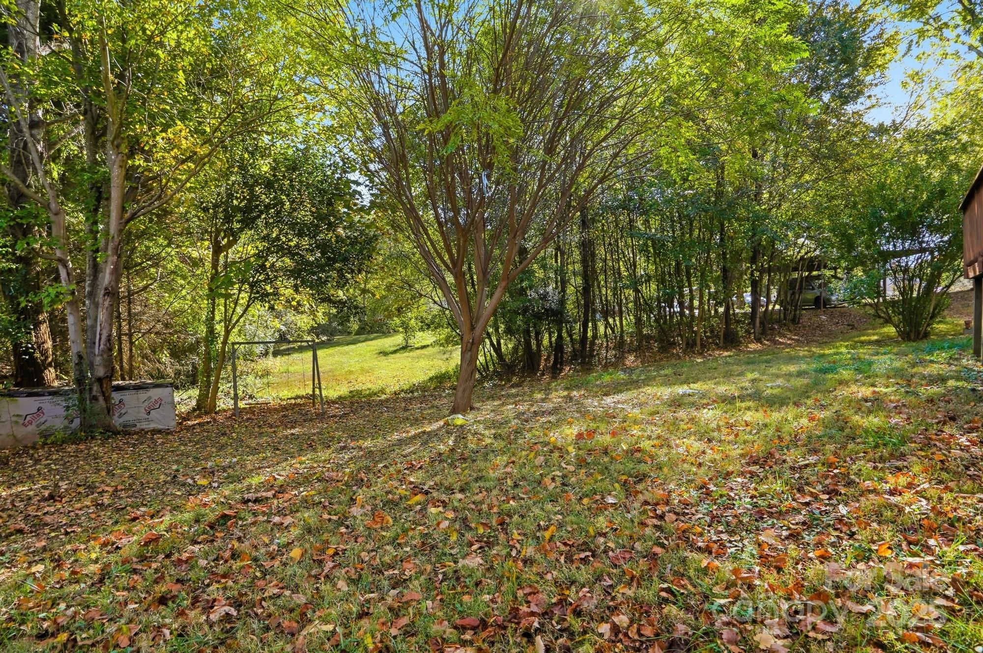 115 Red Bud Place NW