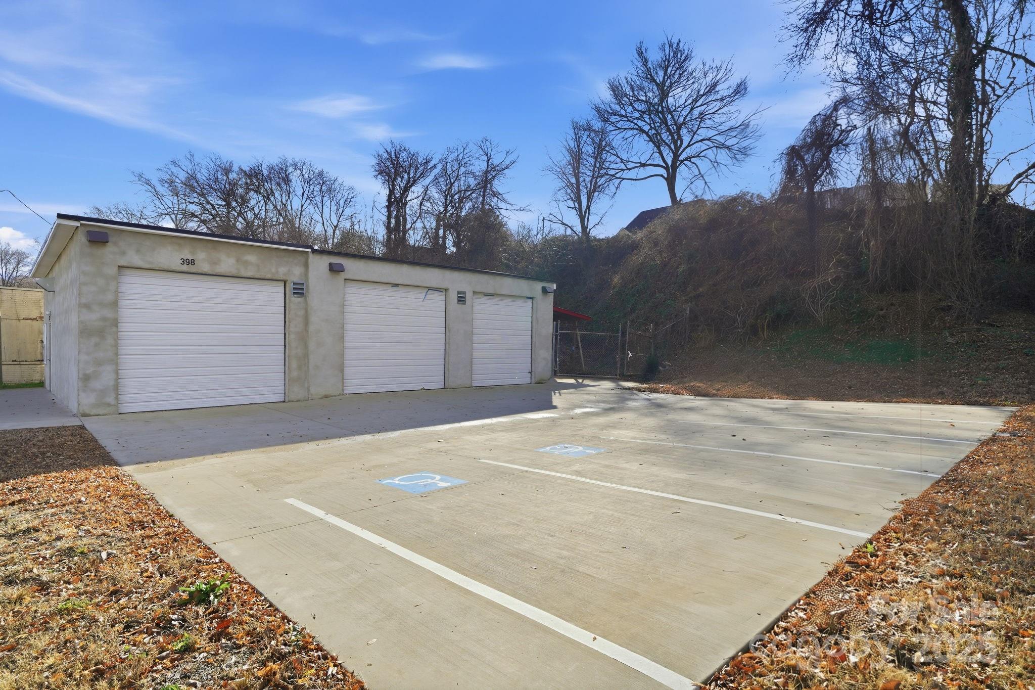 398 Old Charlotte Road SW