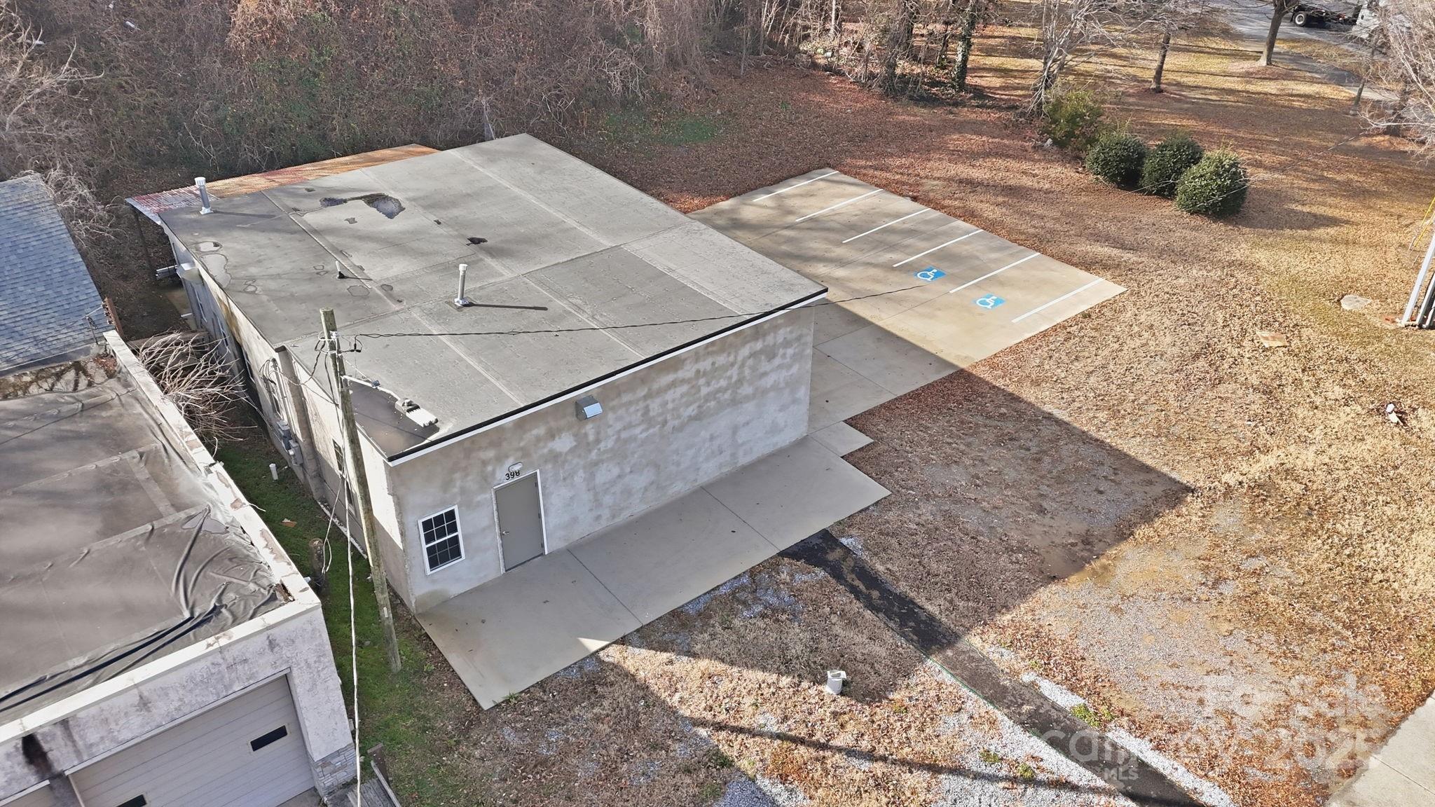 398 Old Charlotte Road SW