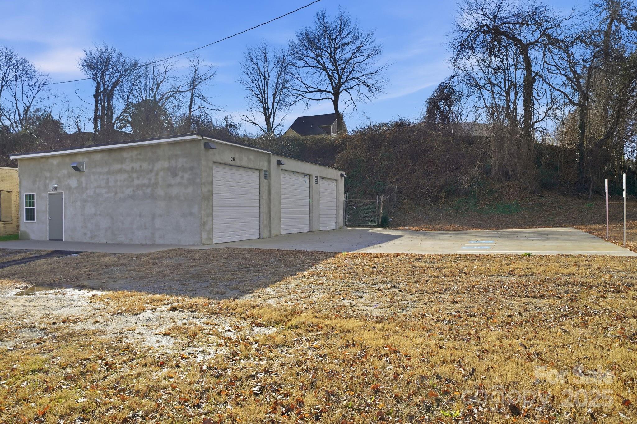 398 Old Charlotte Road SW