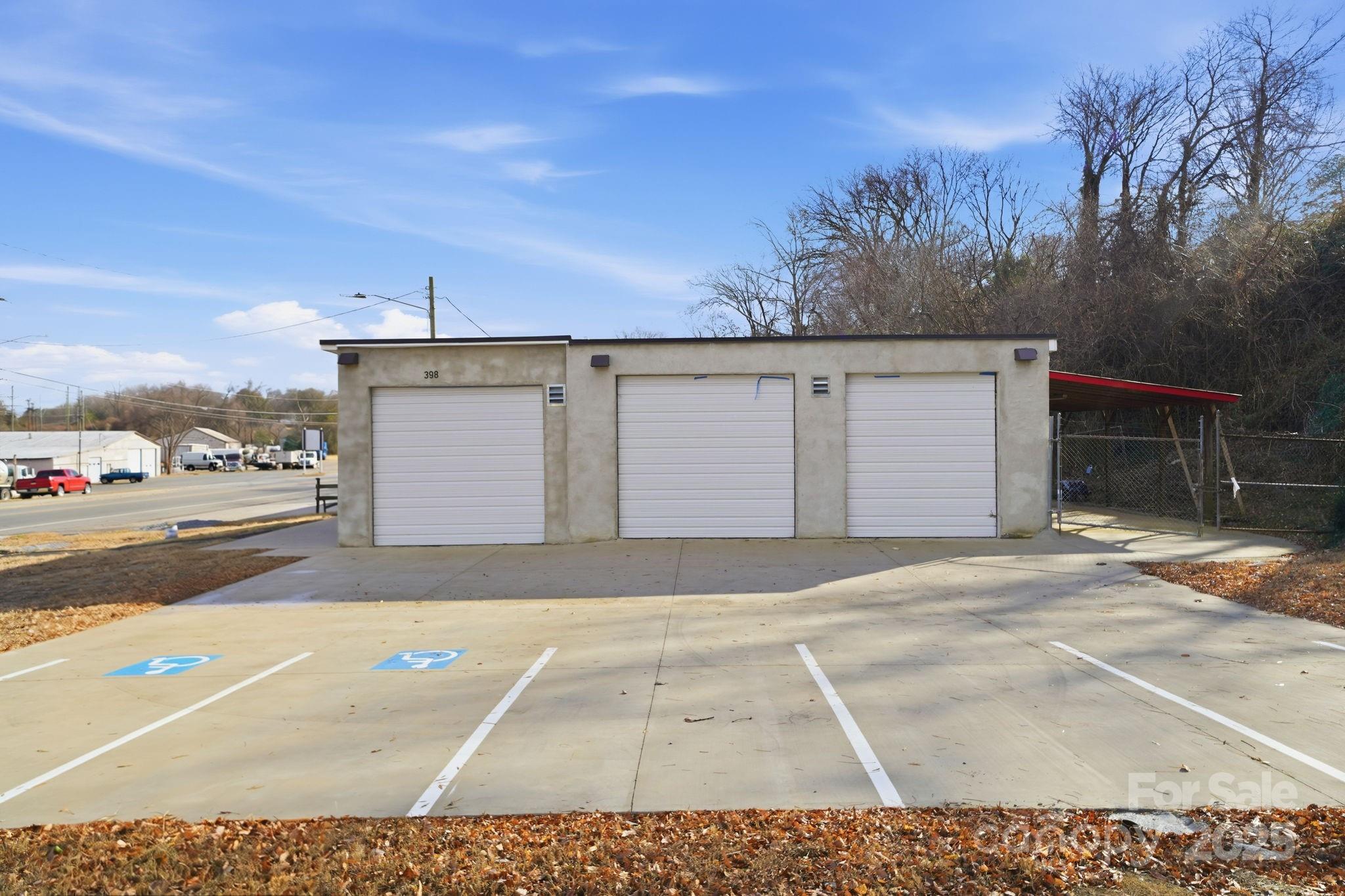 398 Old Charlotte Road SW