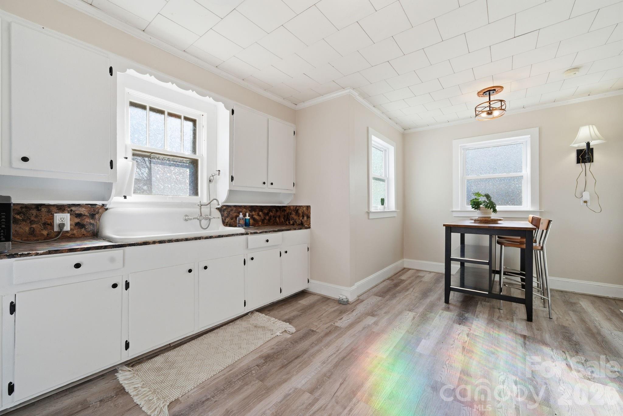 36 Irish Potato Road