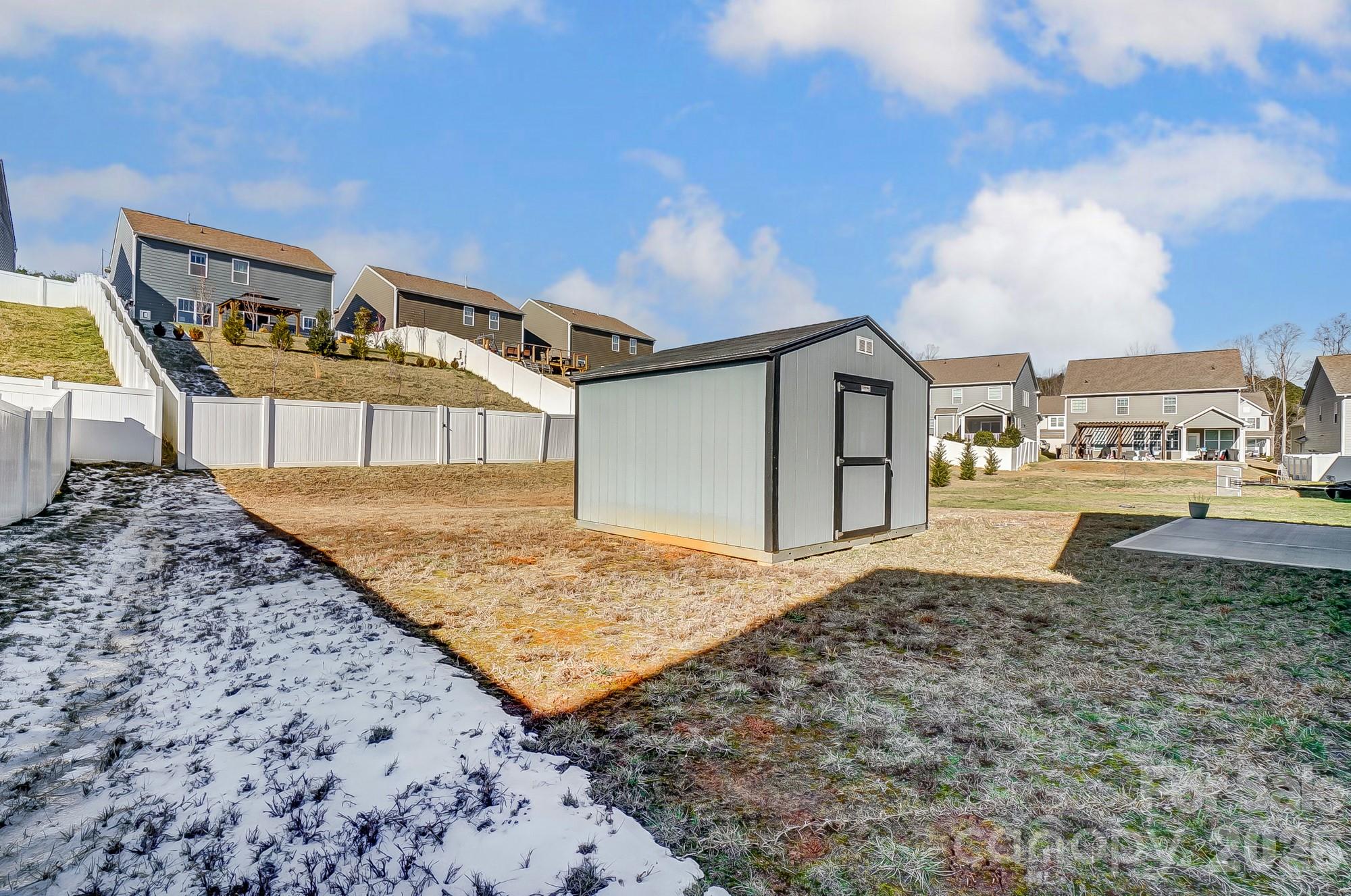 123 Neill Estate Lane