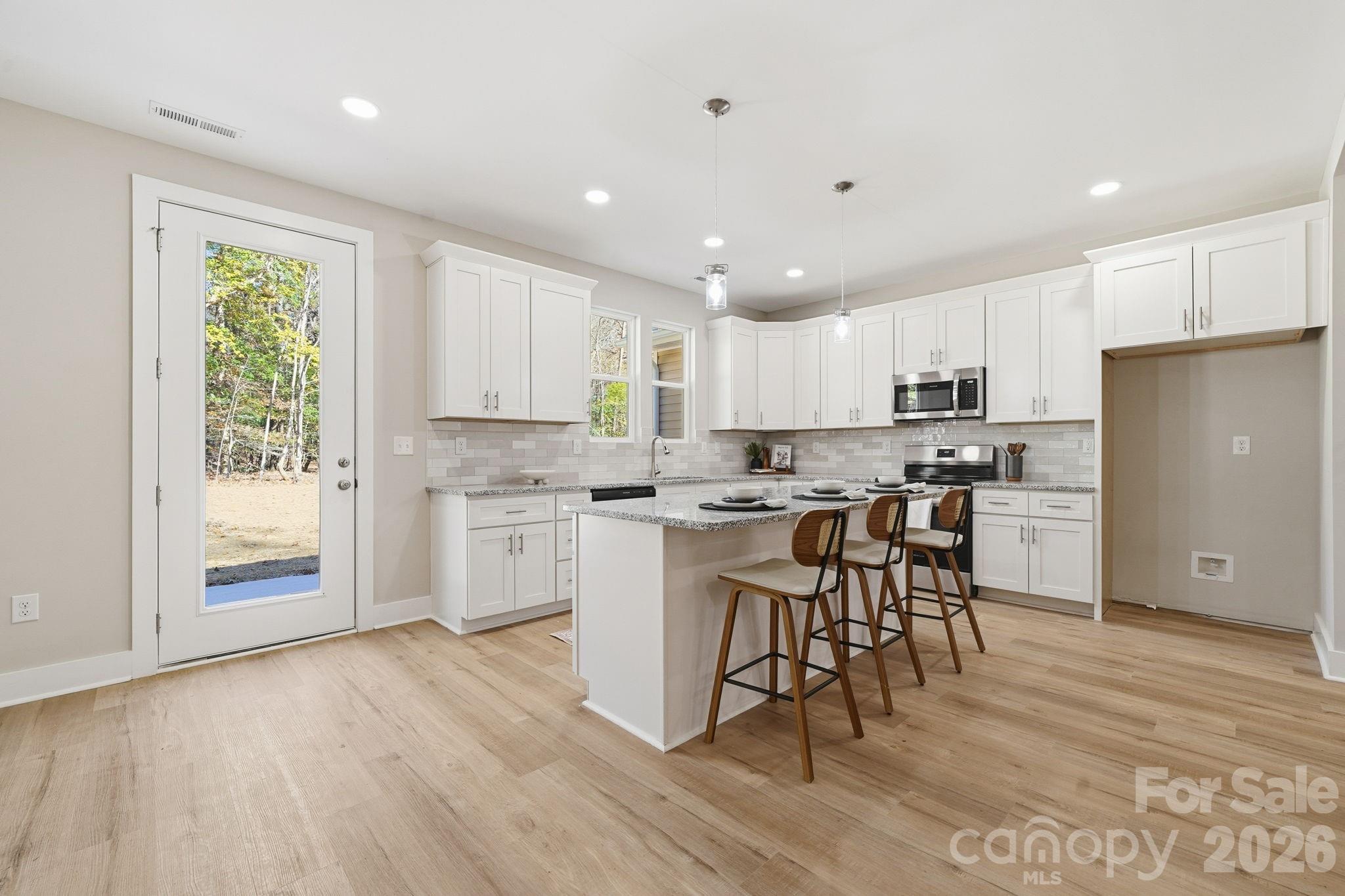 325 Mainsail Road Unit: 5