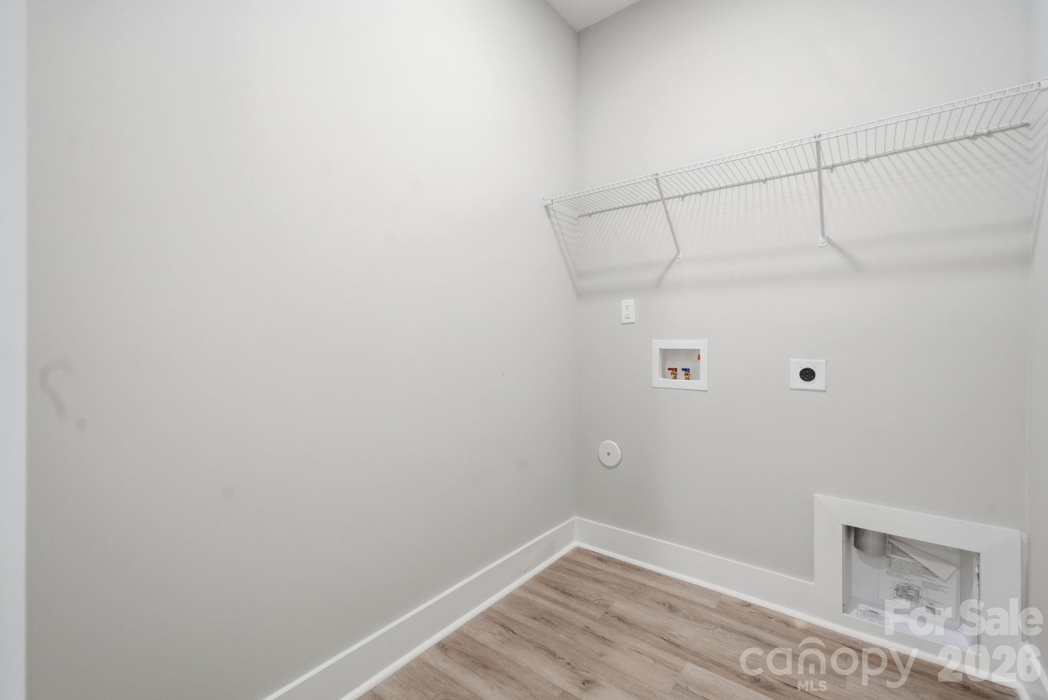 325 Mainsail Road Unit: 5