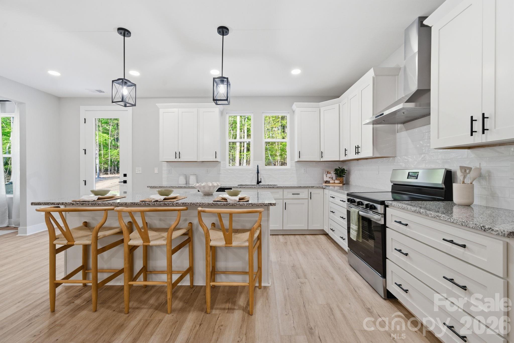 325 Mainsail Road Unit: 5