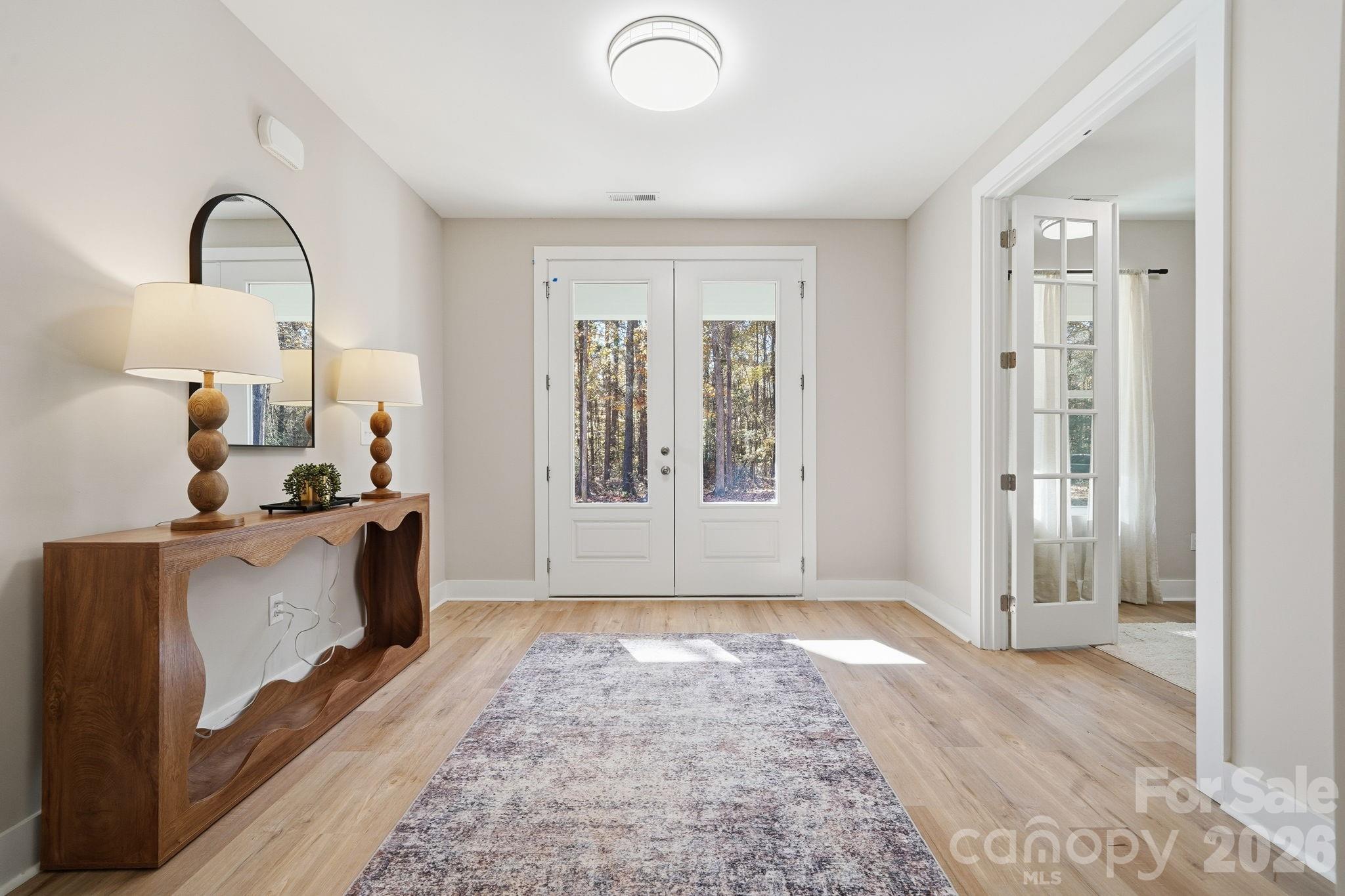 325 Mainsail Road Unit: 5