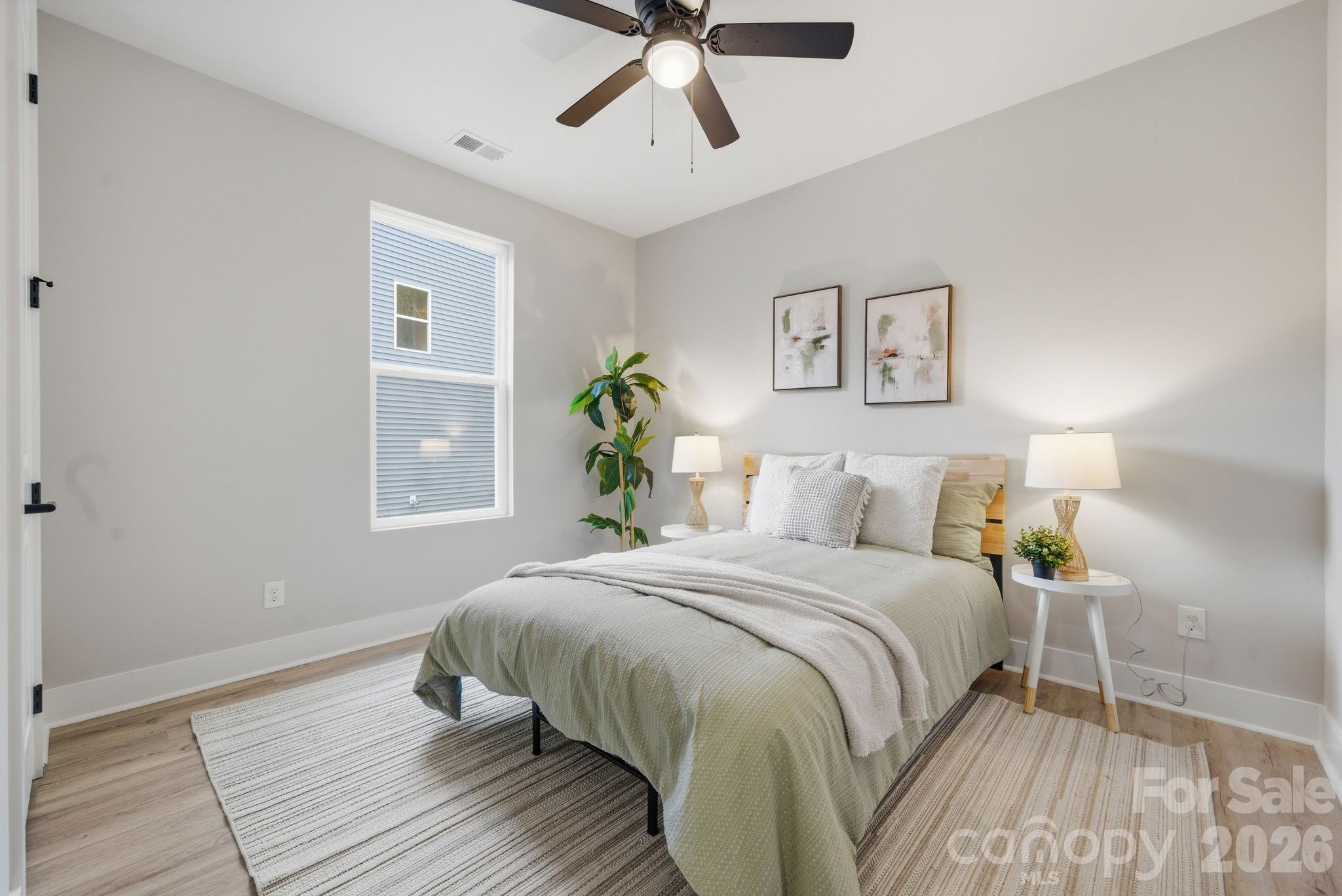 325 Mainsail Road Unit: 5