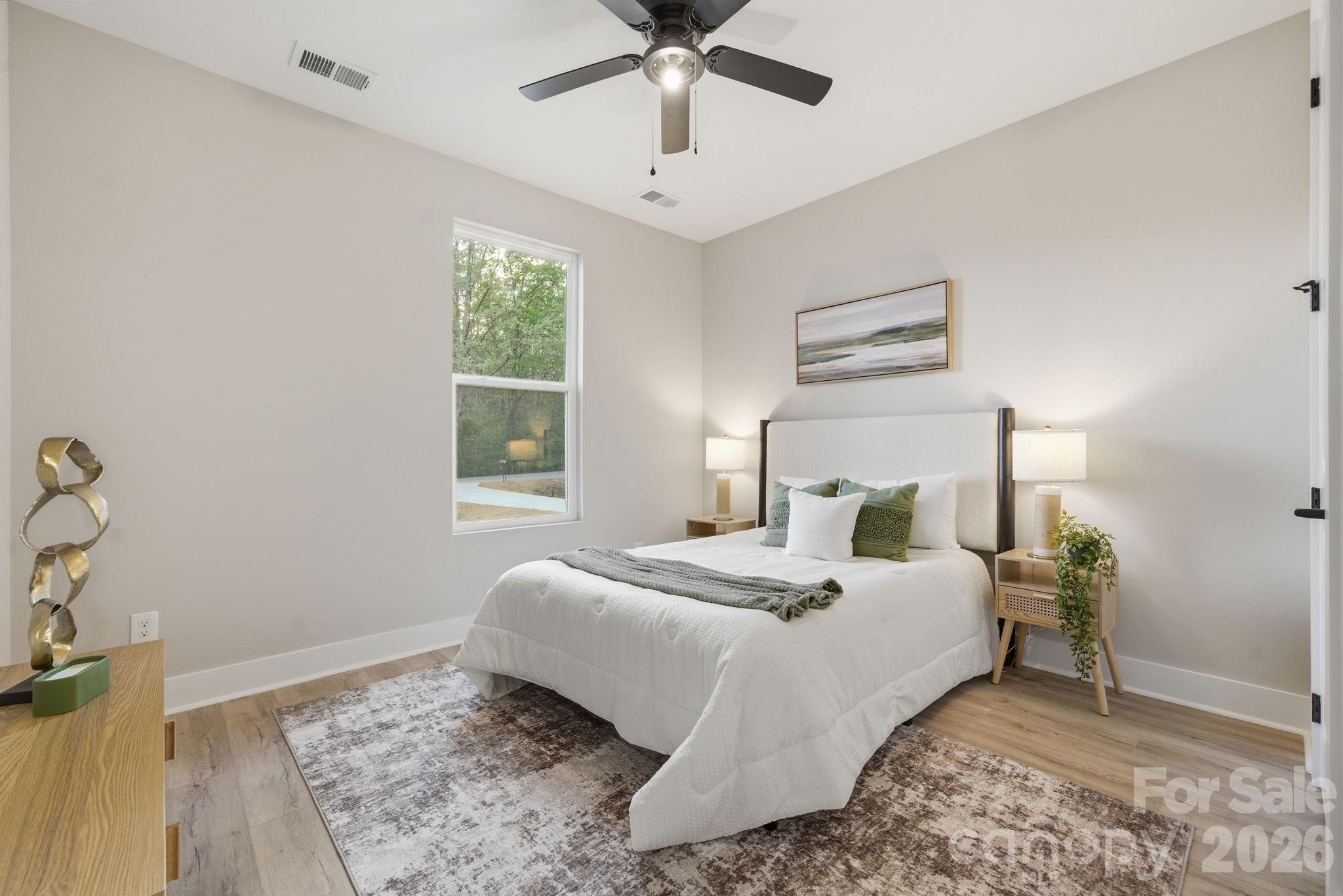 325 Mainsail Road Unit: 5