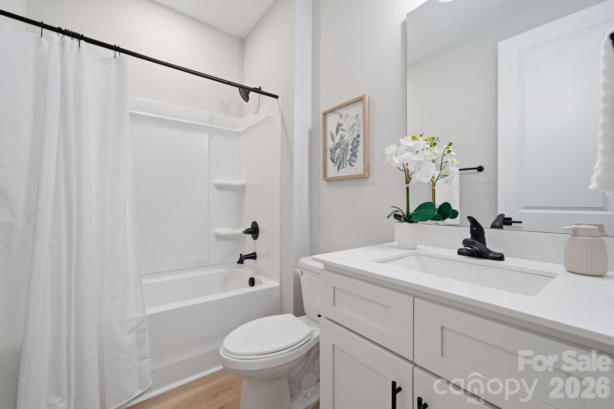 325 Mainsail Road Unit: 5